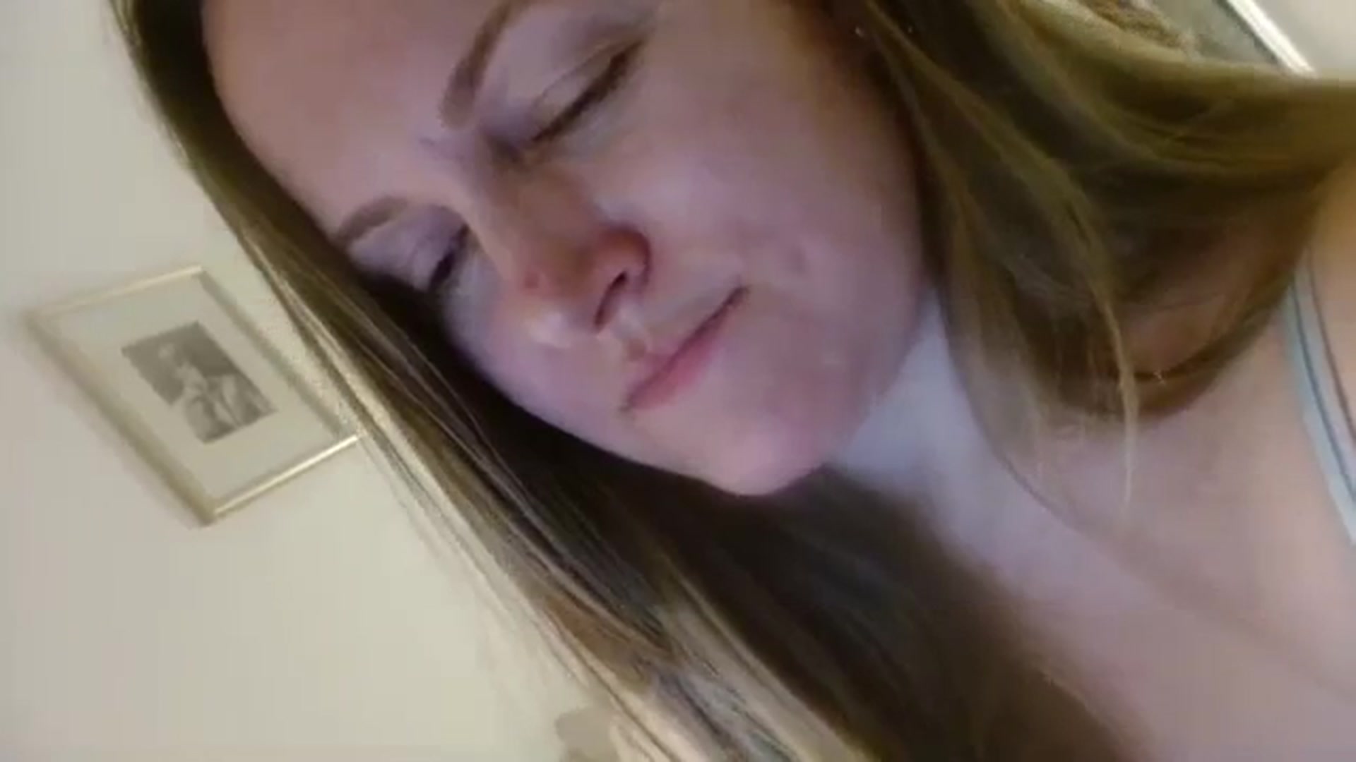 Gallery image thumbnail from JustLily's myfreecams stream on, 01/31/2024, 22:10 image 10 of 20
