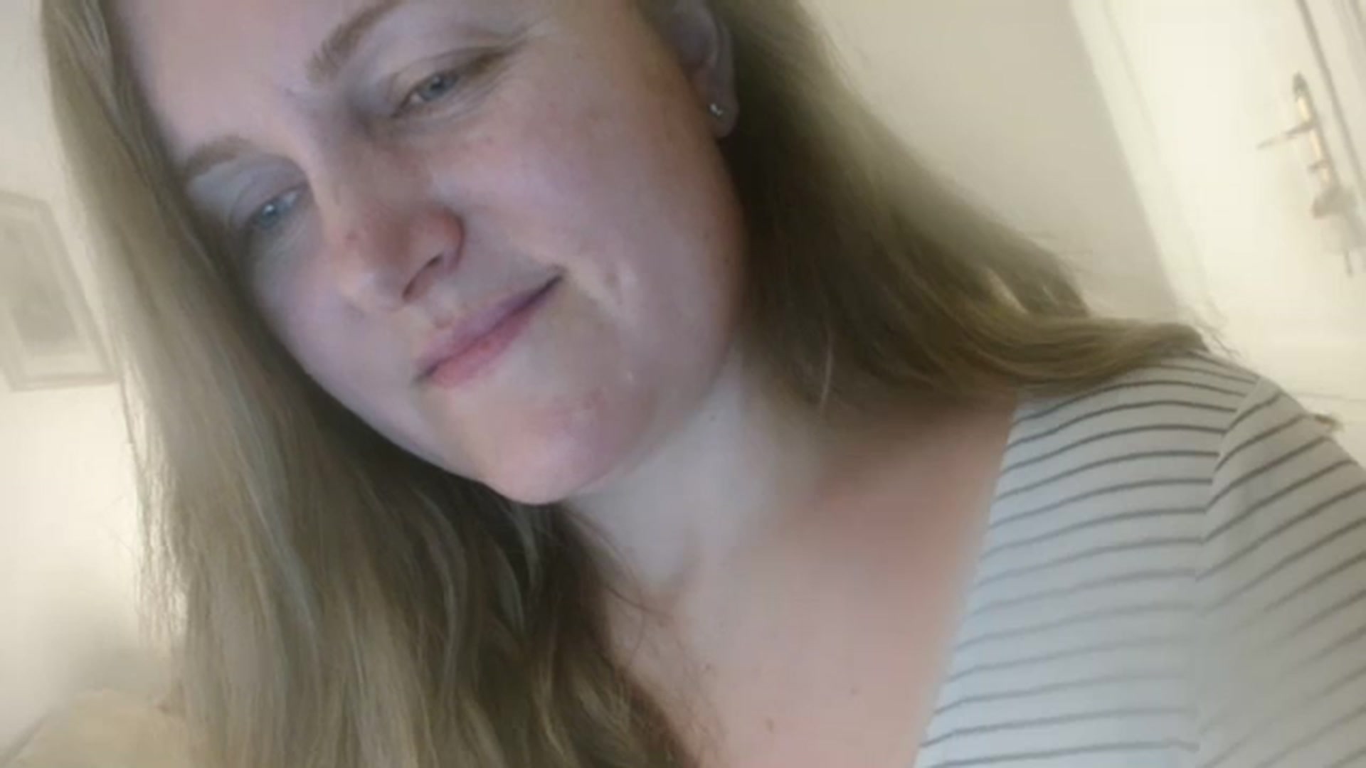 Gallery image thumbnail from JustLily's myfreecams stream on, 02/06/2024, 23:34 image 18 of 20