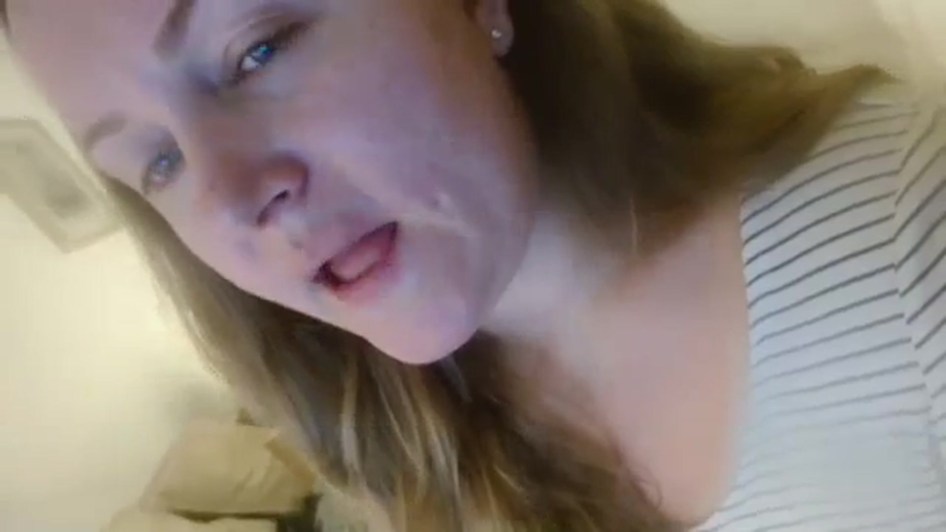 Gallery image thumbnail from JustLily's myfreecams stream on, 02/06/2024, 23:34 image 2 of 20