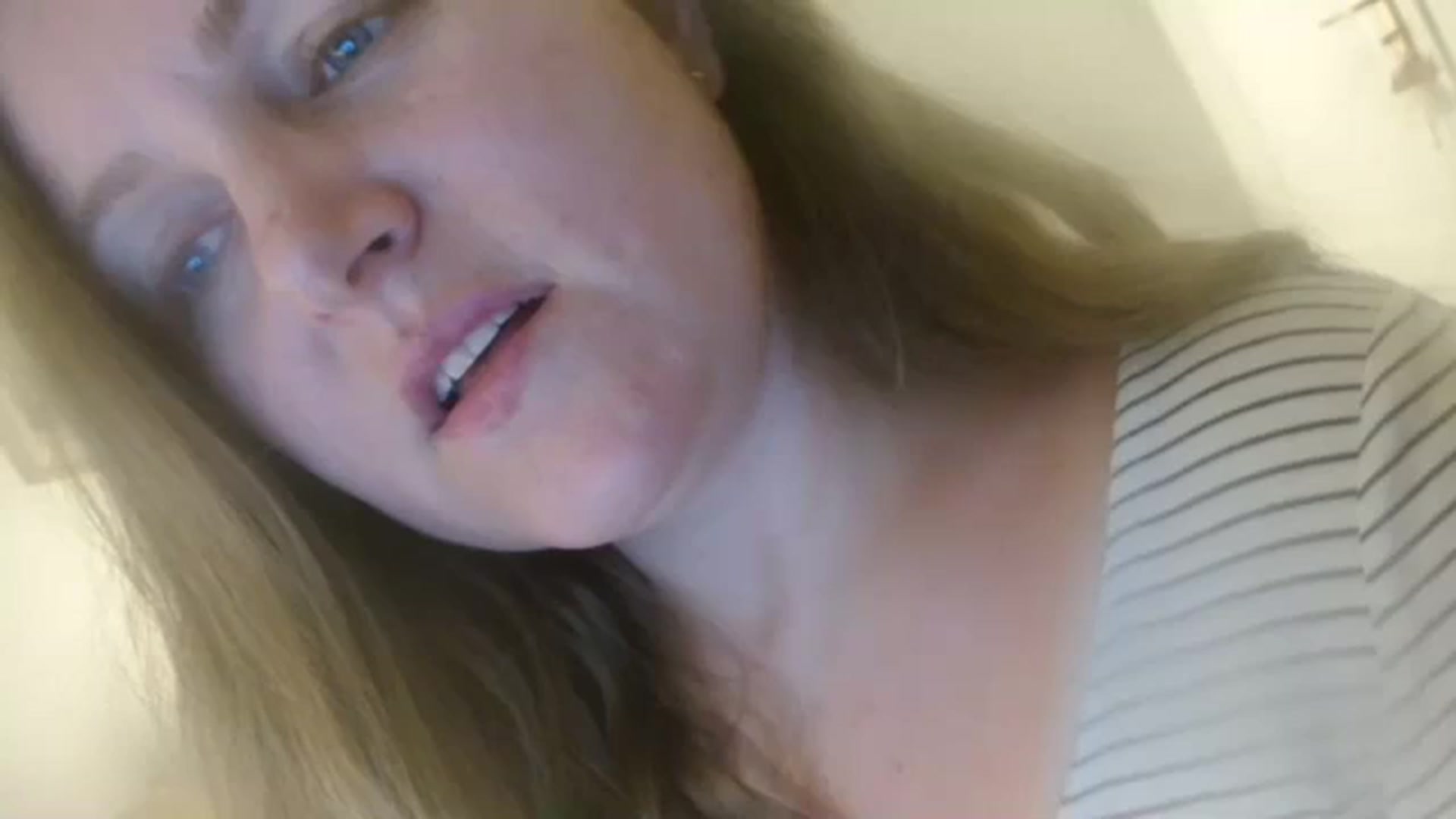 Gallery image thumbnail from JustLily's myfreecams stream on, 02/06/2024, 23:34 image 15 of 20