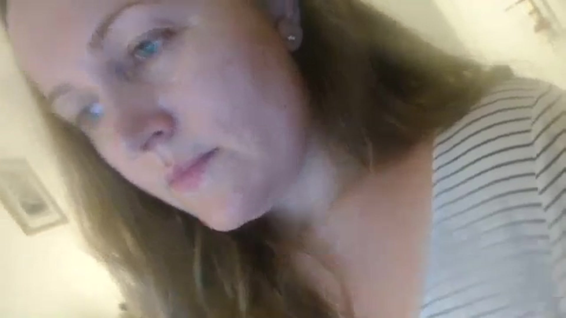 Gallery image thumbnail from JustLily's myfreecams stream on, 02/06/2024, 23:34 image 12 of 20