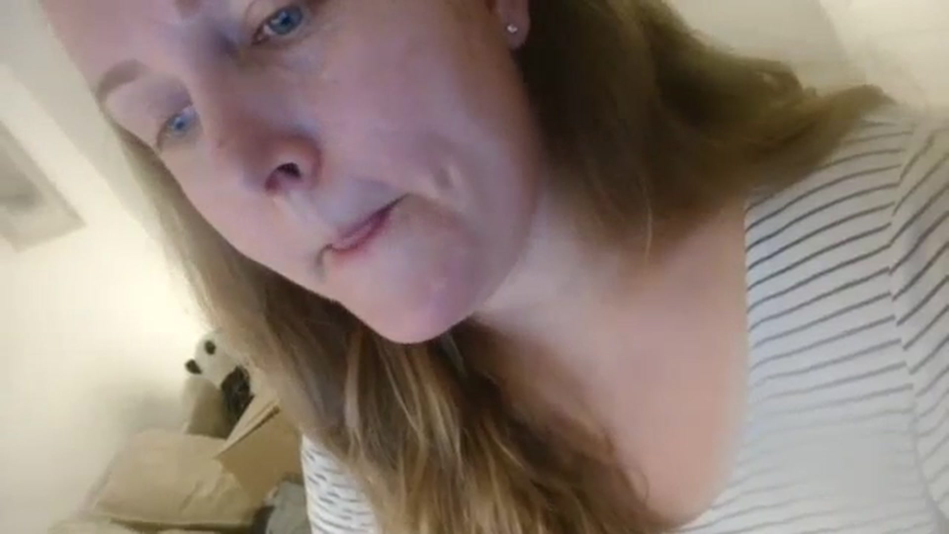 Gallery image thumbnail from JustLily's myfreecams stream on, 02/06/2024, 23:34 image 3 of 20
