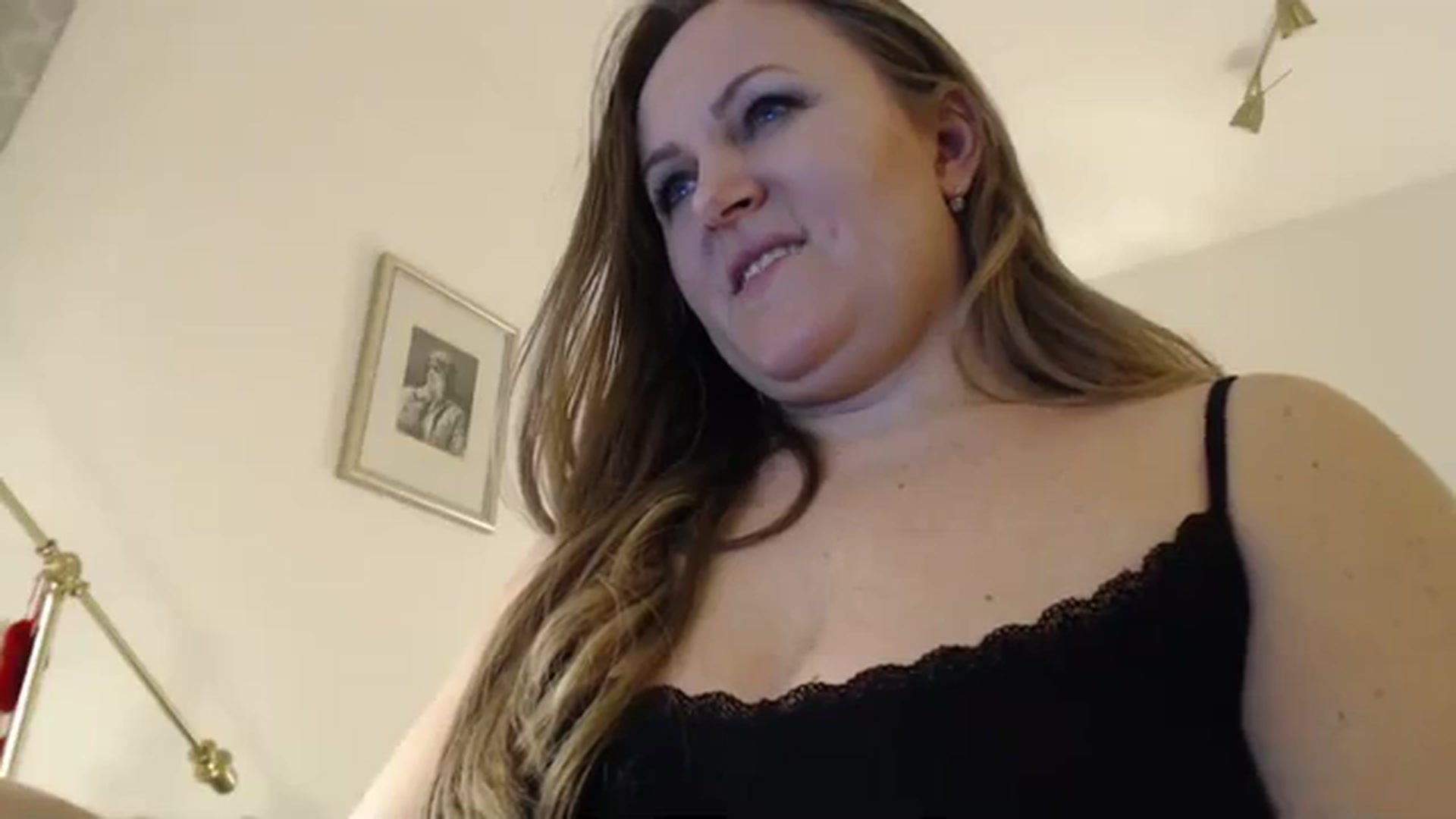 Gallery image thumbnail from JustLily's myfreecams stream on, 02/13/2024, 22:20 image 12 of 20