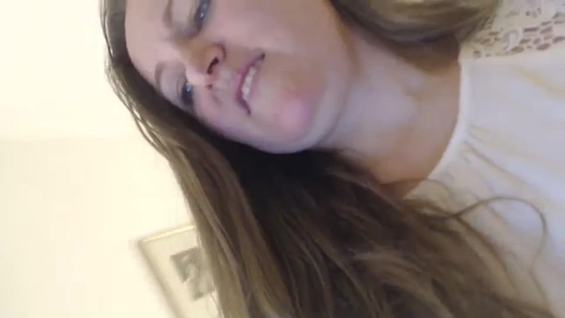 Gallery image thumbnail from JustLily's myfreecams stream on, 03/04/2024, 16:05 image 14 of 20