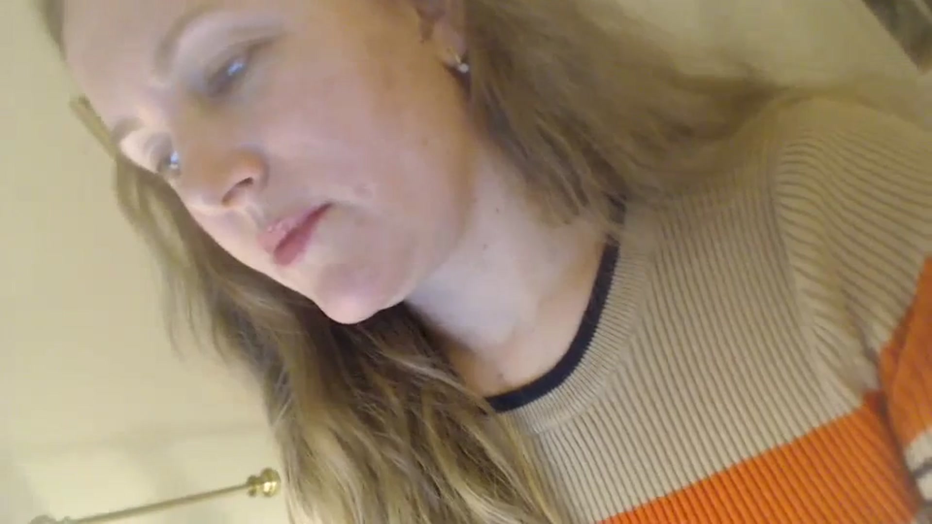 Gallery image thumbnail from JustLily's myfreecams stream on, 03/06/2024, 22:10 image 20 of 20