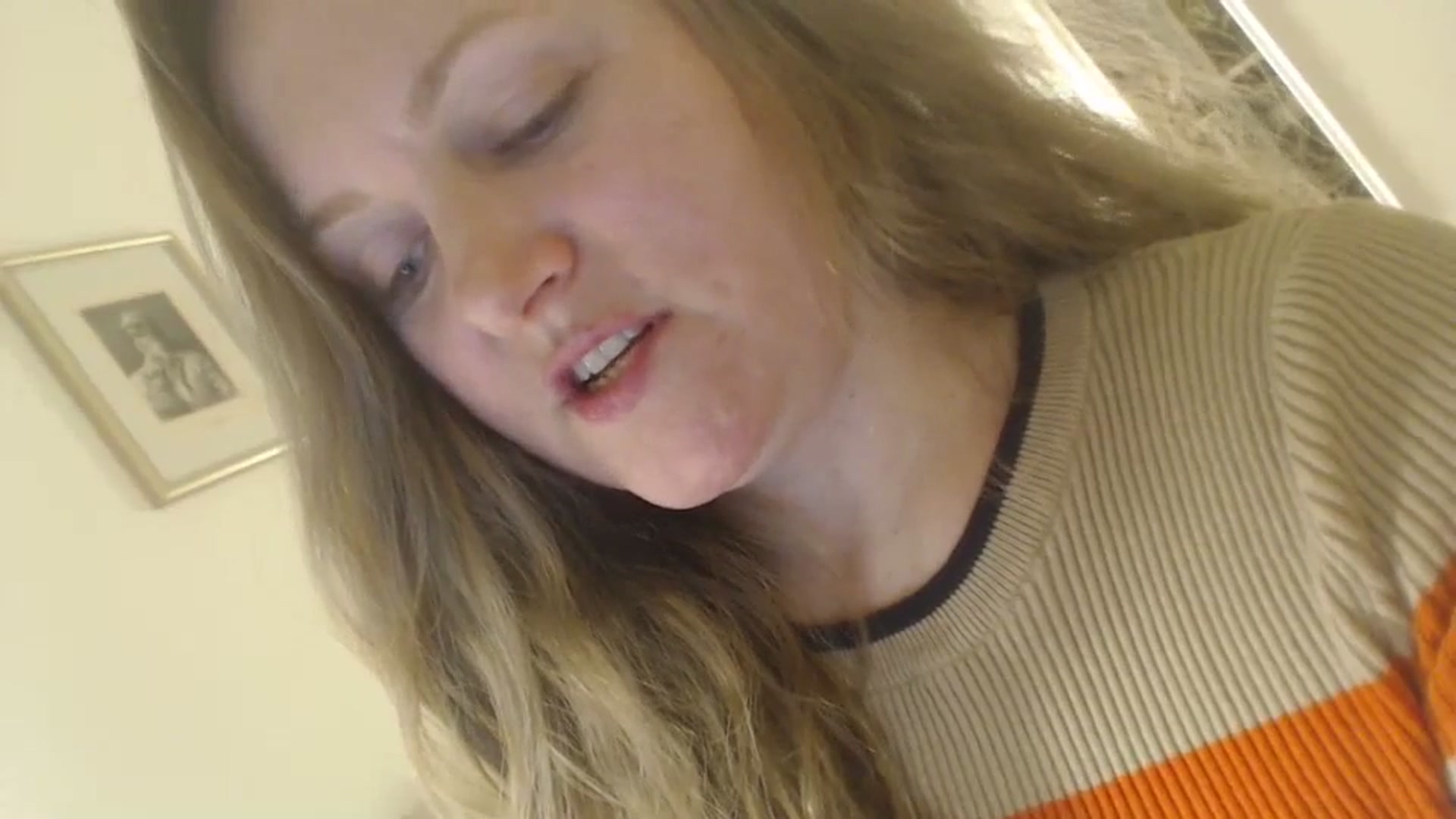 Gallery image thumbnail from JustLily's myfreecams stream on, 03/06/2024, 22:10 image 6 of 20