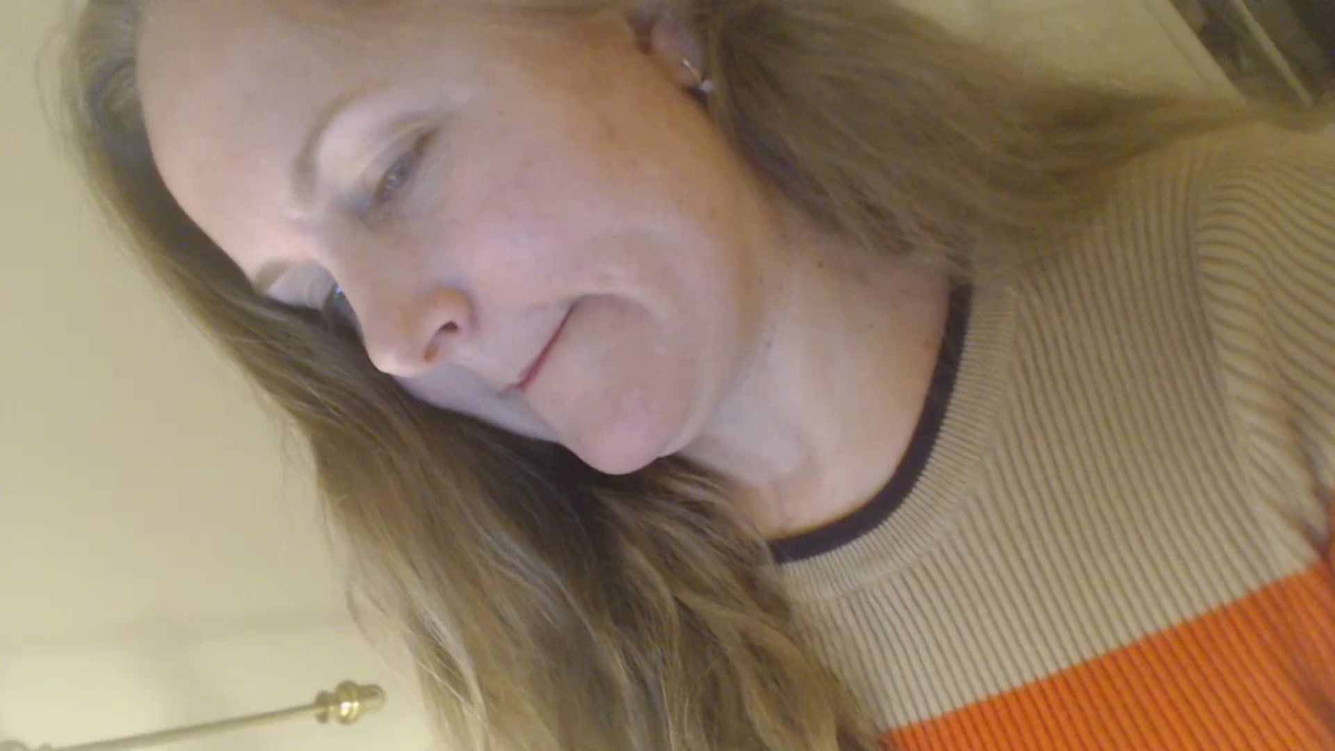 Gallery image thumbnail from JustLily's myfreecams stream on, 03/06/2024, 22:10 image 11 of 20
