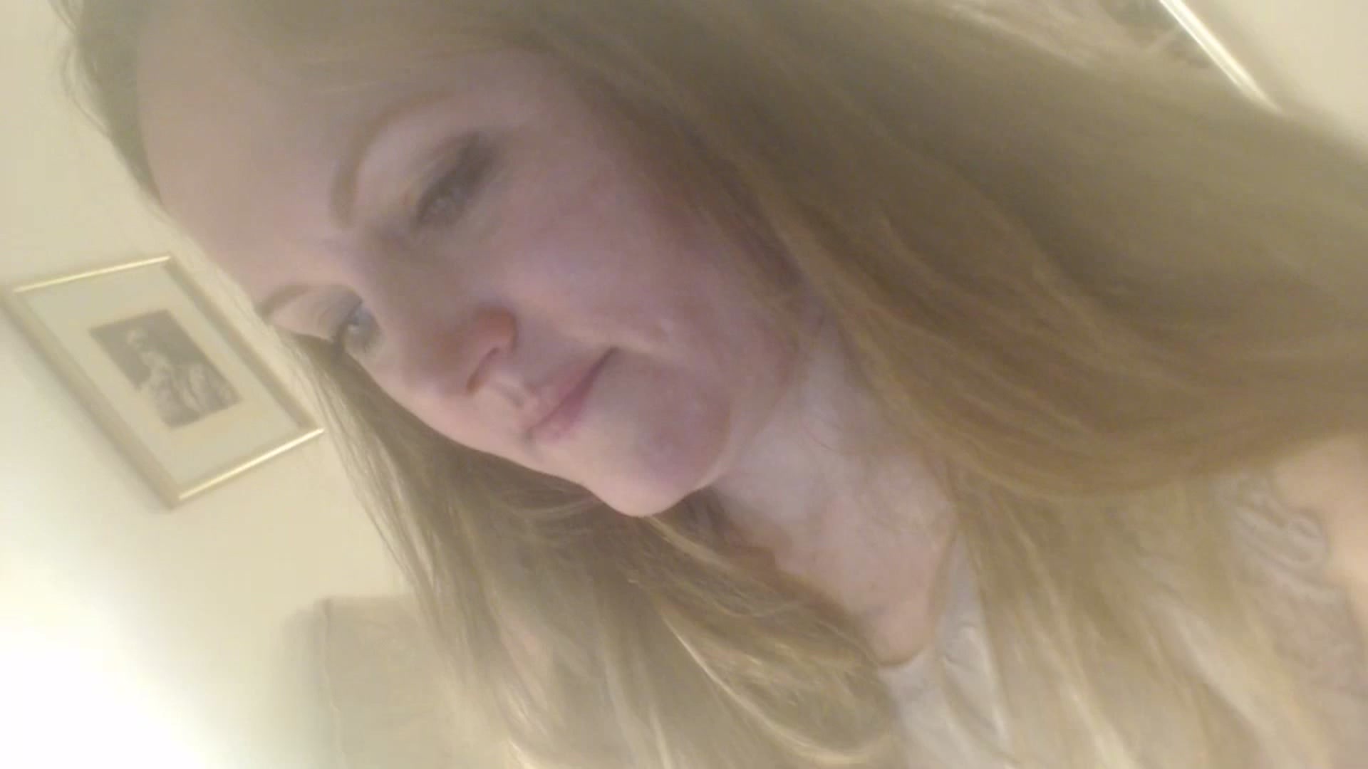 Gallery image thumbnail from JustLily's myfreecams stream on, 03/09/2024, 24:10 image 19 of 20