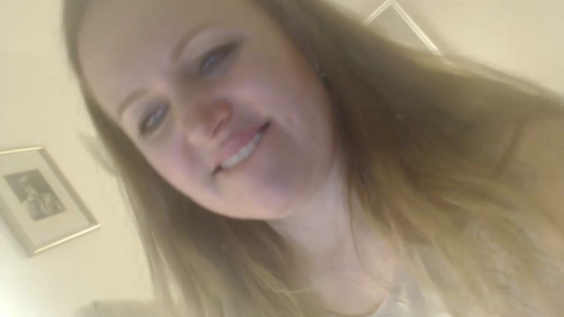 Gallery image thumbnail from JustLily's myfreecams stream on, 03/09/2024, 24:10 image 2 of 20