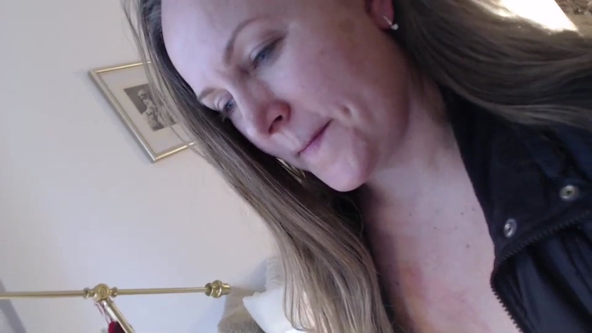 Gallery image thumbnail from JustLily's myfreecams stream on, 03/11/2024, 12:47 image 2 of 20