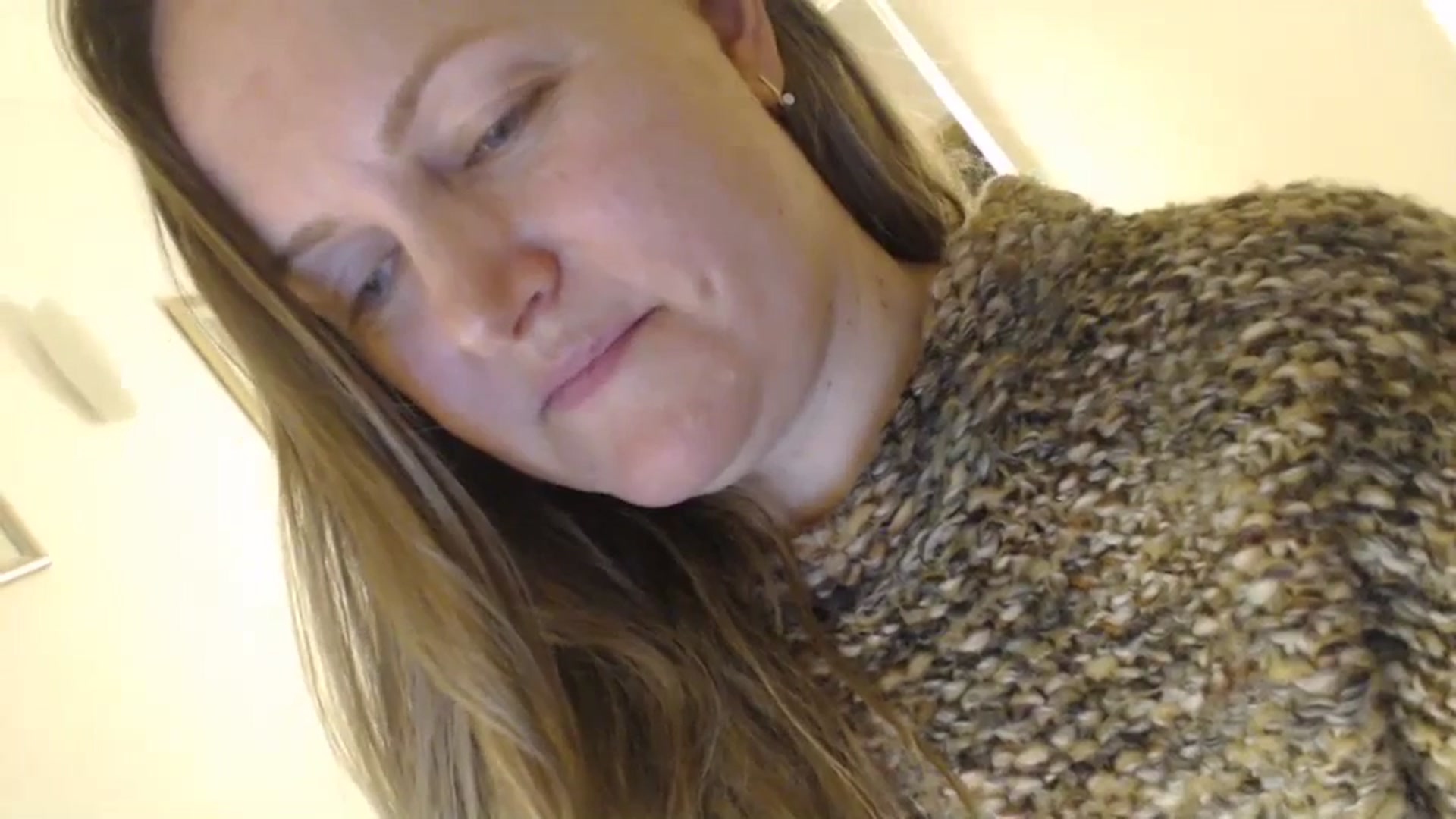 Gallery image thumbnail from JustLily's myfreecams stream on, 03/13/2024, 21:16 image 10 of 20