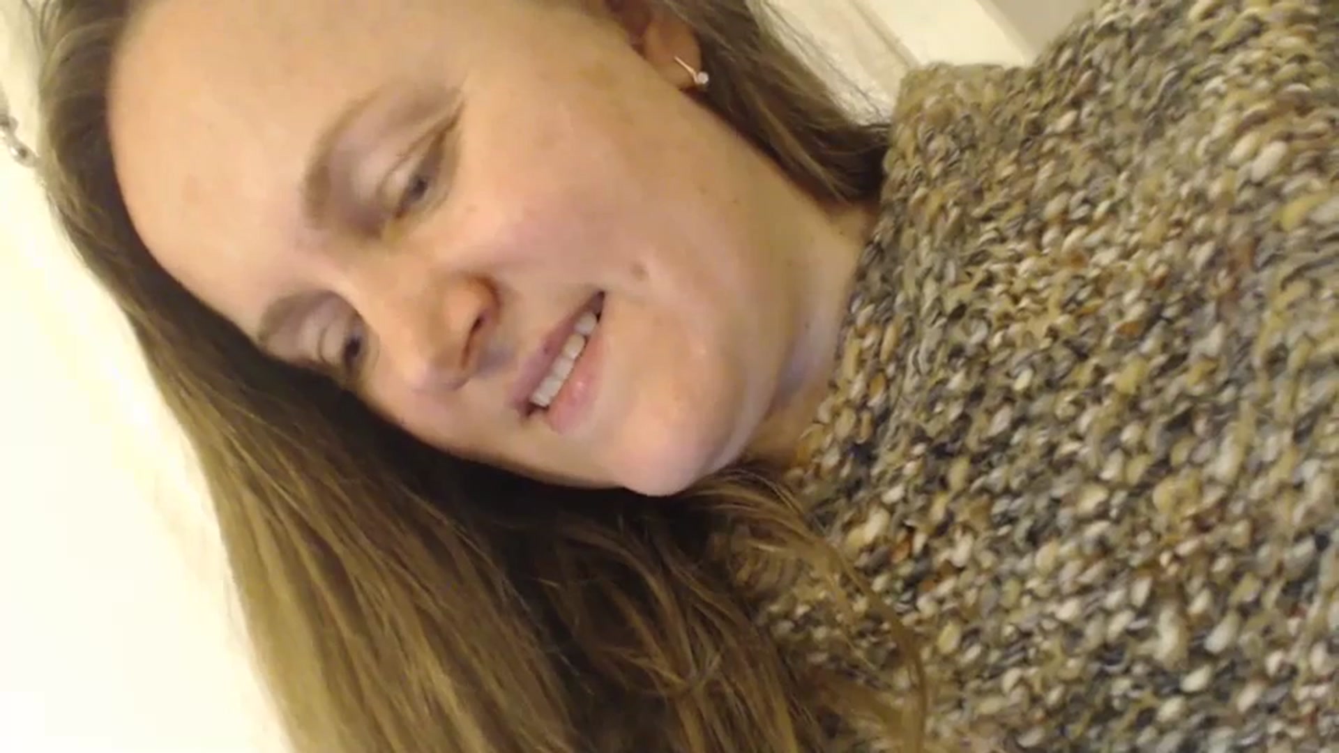 Gallery image thumbnail from JustLily's myfreecams stream on, 03/13/2024, 21:16 image 16 of 20