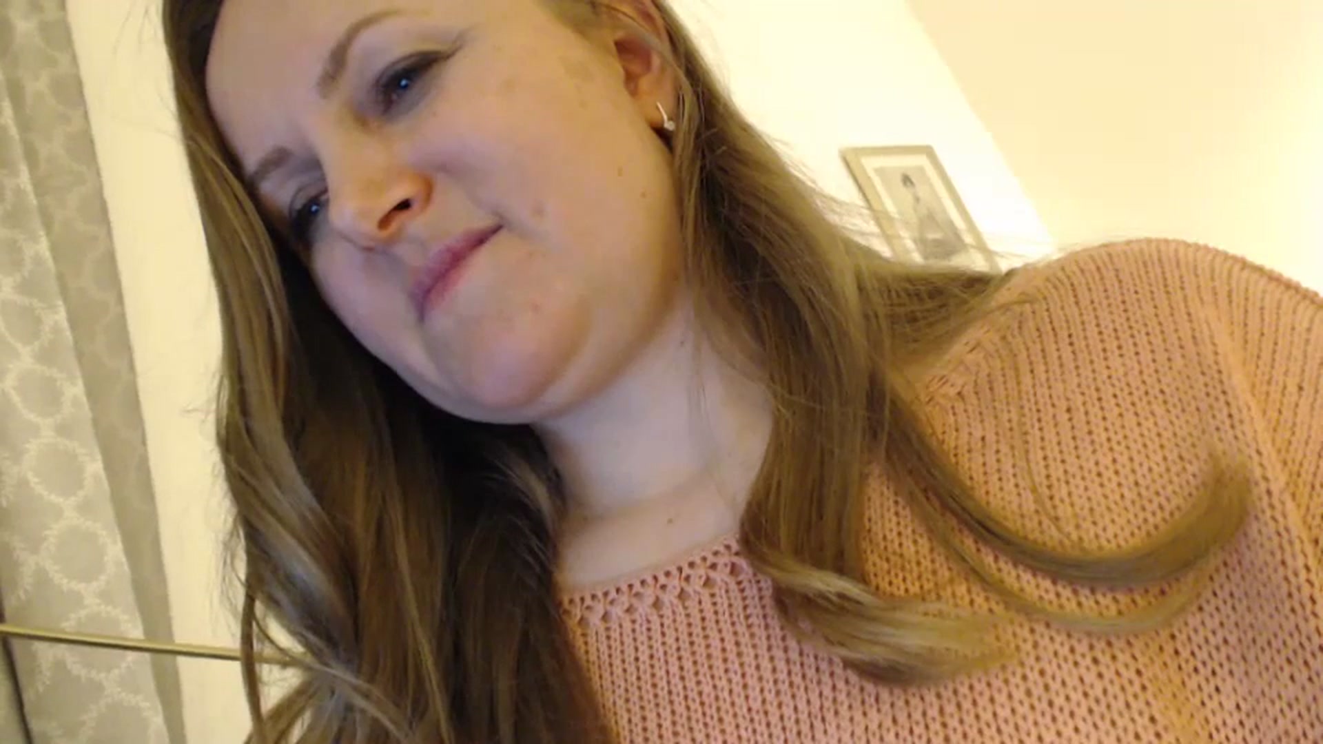 Gallery image thumbnail from JustLily's myfreecams stream on, 03/22/2024, 22:47 image 11 of 20