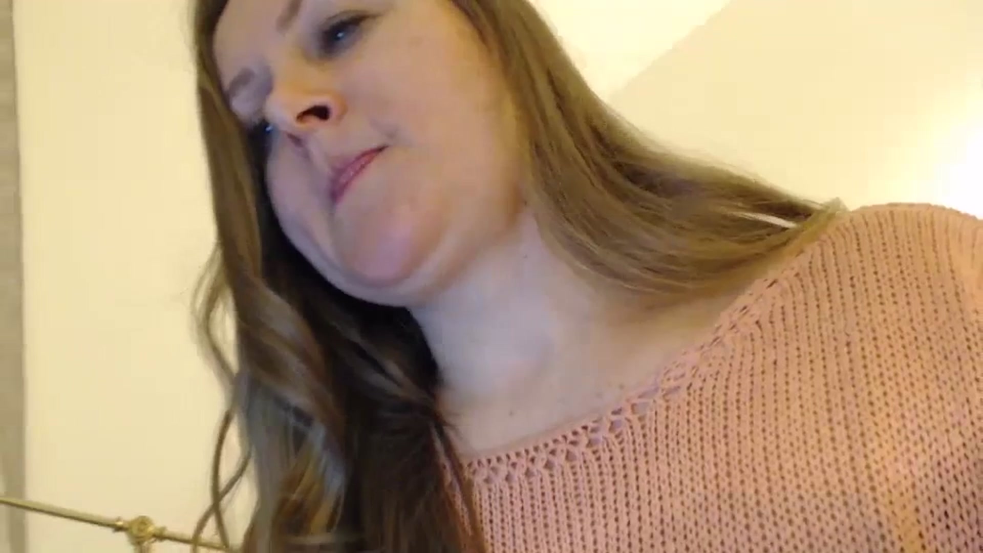 Gallery image thumbnail from JustLily's myfreecams stream on, 03/22/2024, 22:47 image 4 of 20