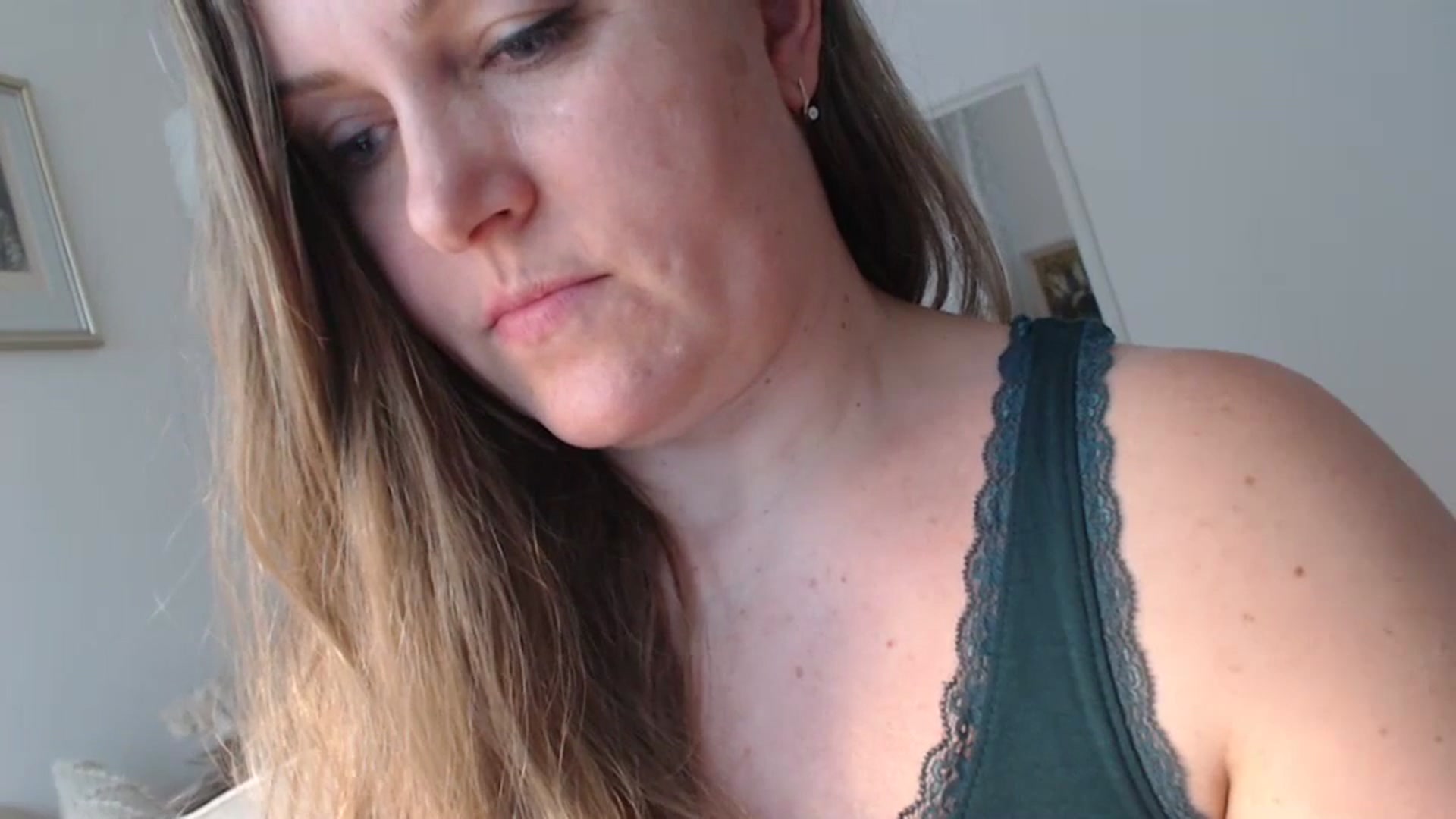 Gallery image thumbnail from JustLily's myfreecams stream on, 04/03/2024, 10:50 image 2 of 20