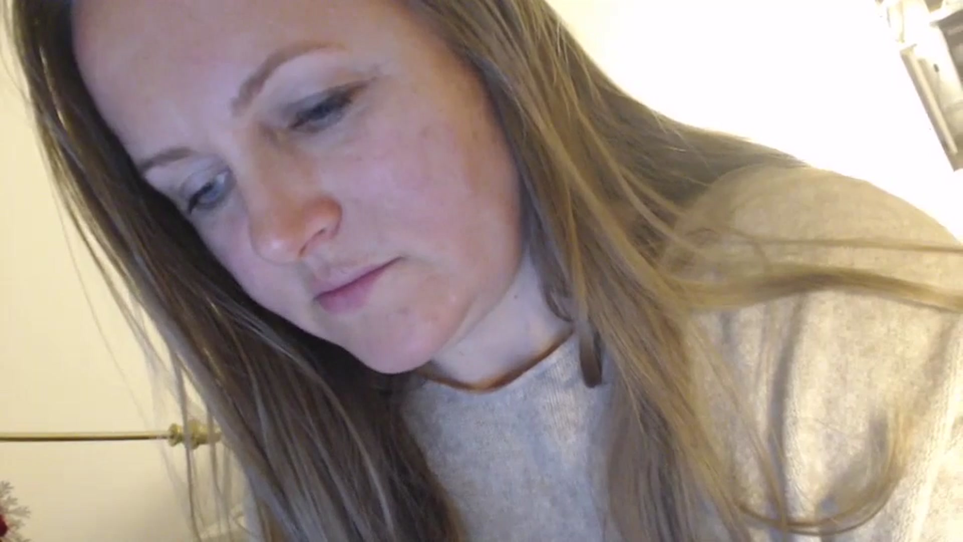 Gallery image thumbnail from JustLily's myfreecams stream on, 04/17/2024, 21:46 image 6 of 20