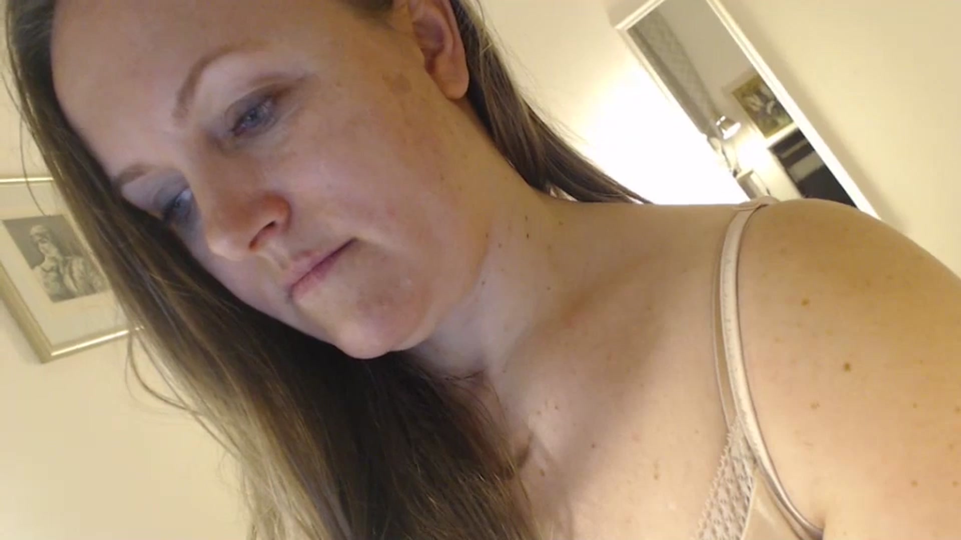 Gallery image thumbnail from JustLily's myfreecams stream on, 04/26/2024, 23:55 image 3 of 20