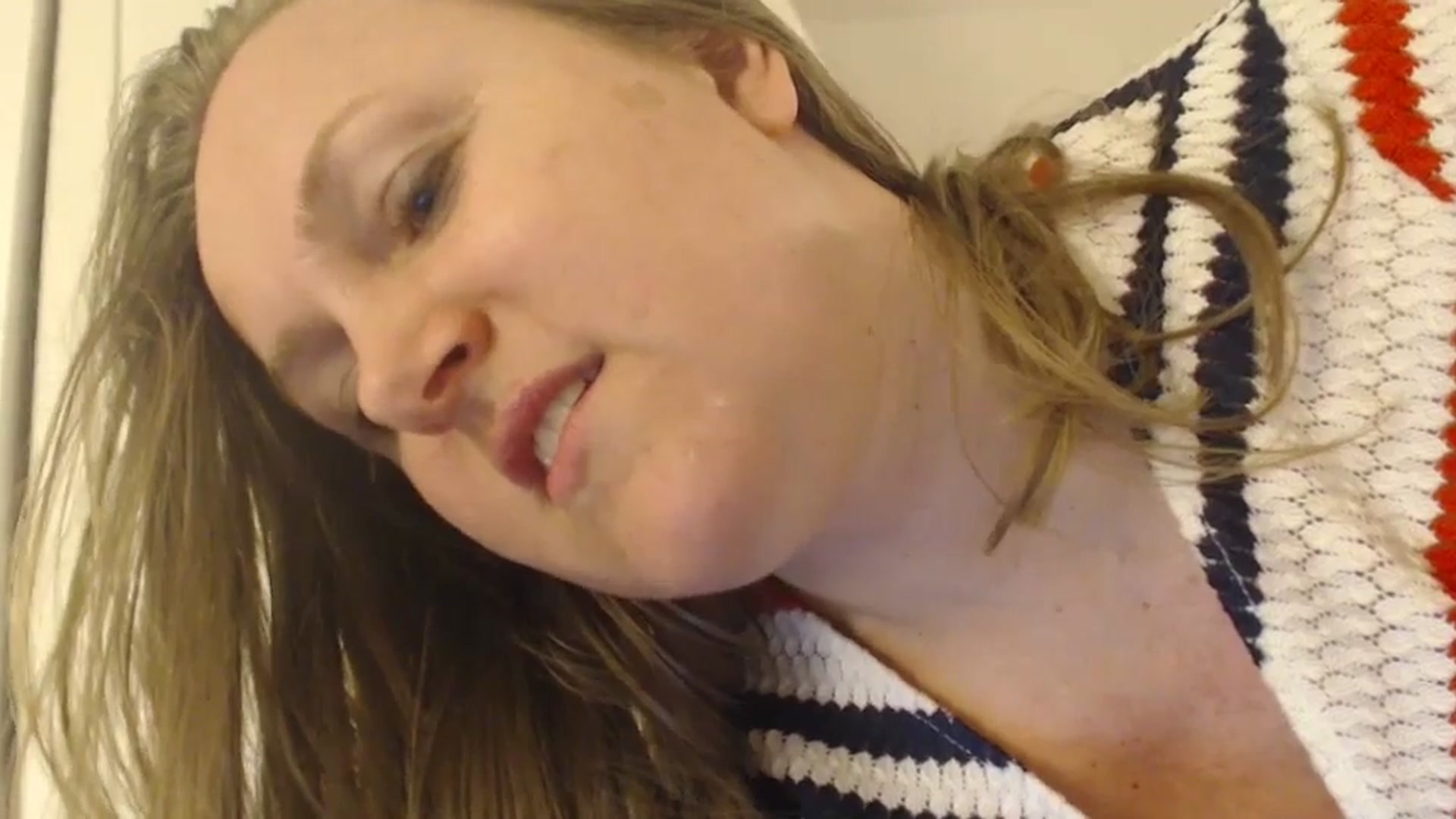 Gallery image thumbnail from JustLily's myfreecams stream on, 04/26/2024, 23:55 image 19 of 20