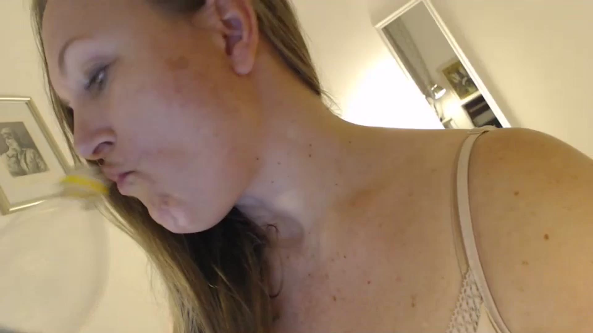 Gallery image thumbnail from JustLily's myfreecams stream on, 04/26/2024, 23:55 image 1 of 20