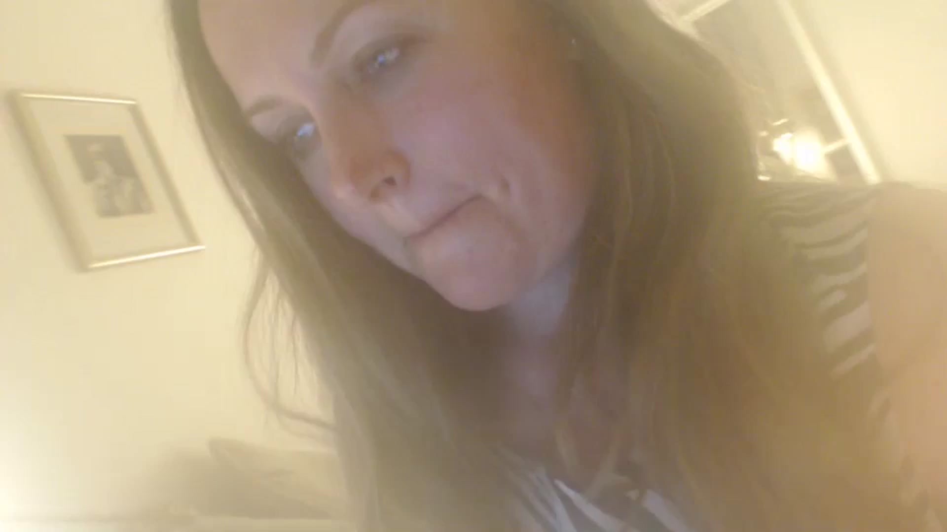 Gallery image thumbnail from JustLily's myfreecams stream on, 05/06/2024, 22:36 image 12 of 20