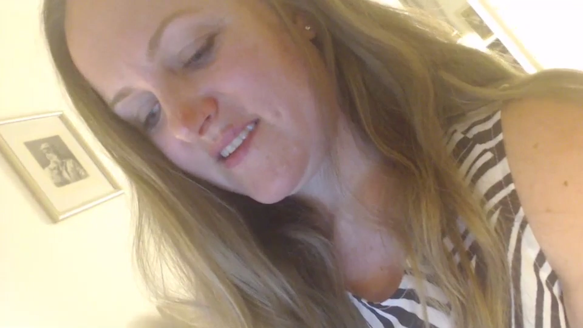 Gallery image thumbnail from JustLily's myfreecams stream on, 05/06/2024, 22:52 image 4 of 20