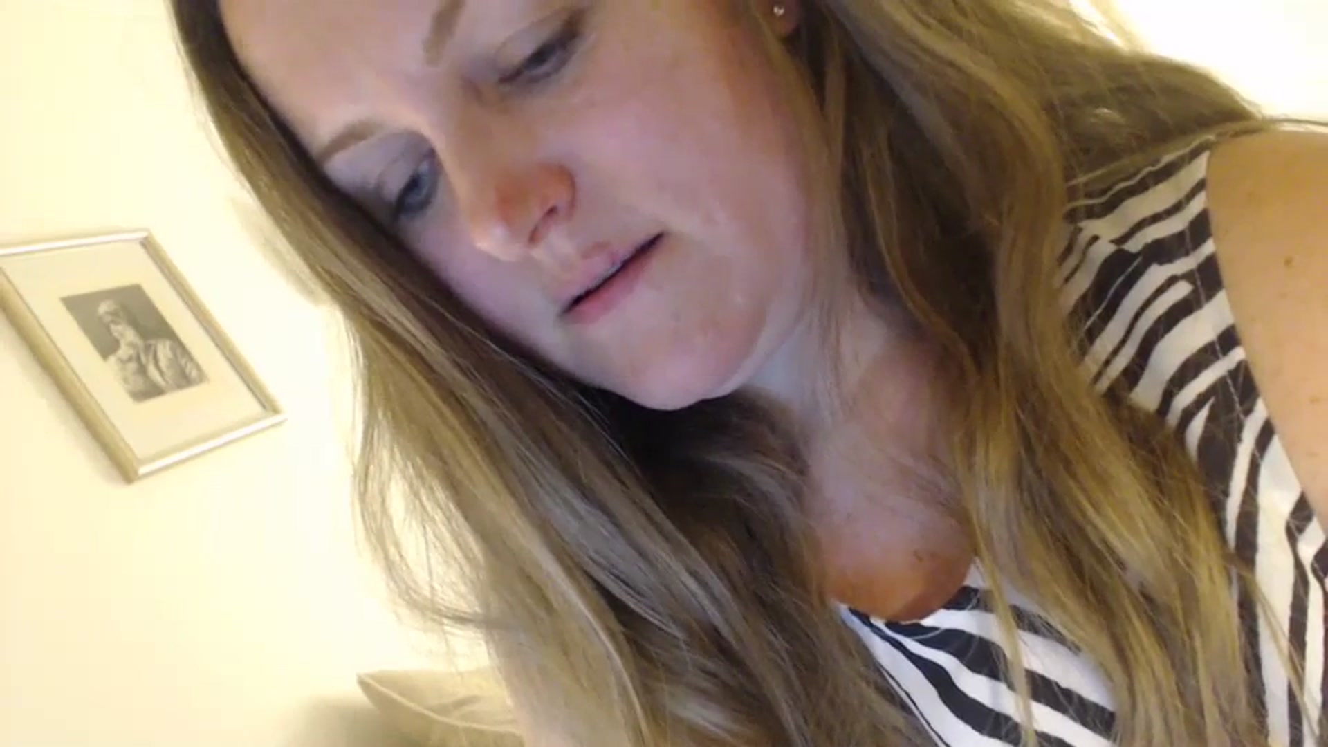 Gallery image thumbnail from JustLily's myfreecams stream on, 05/06/2024, 22:52 image 8 of 20