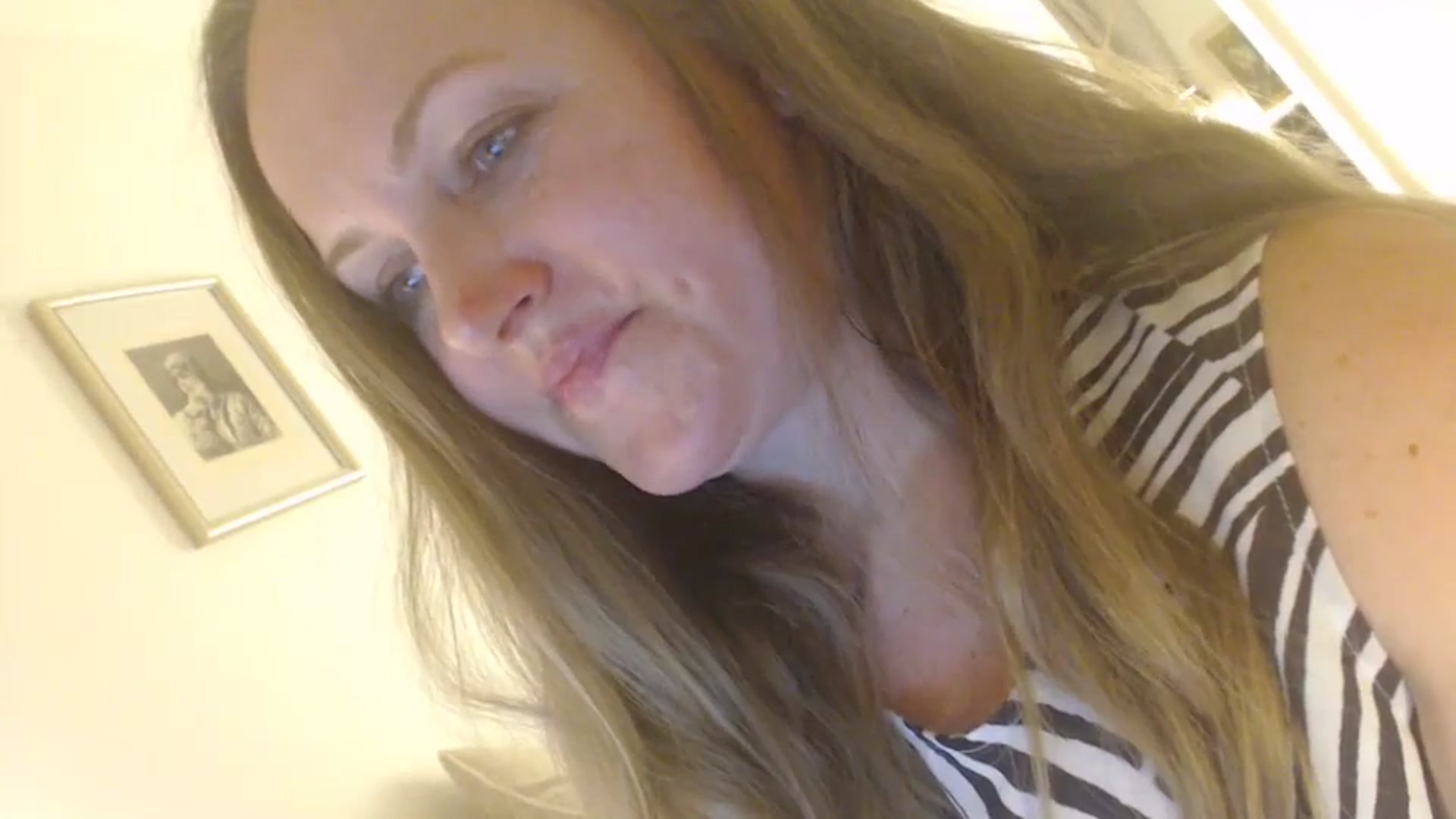 Gallery image thumbnail from JustLily's myfreecams stream on, 05/06/2024, 22:52 image 10 of 20