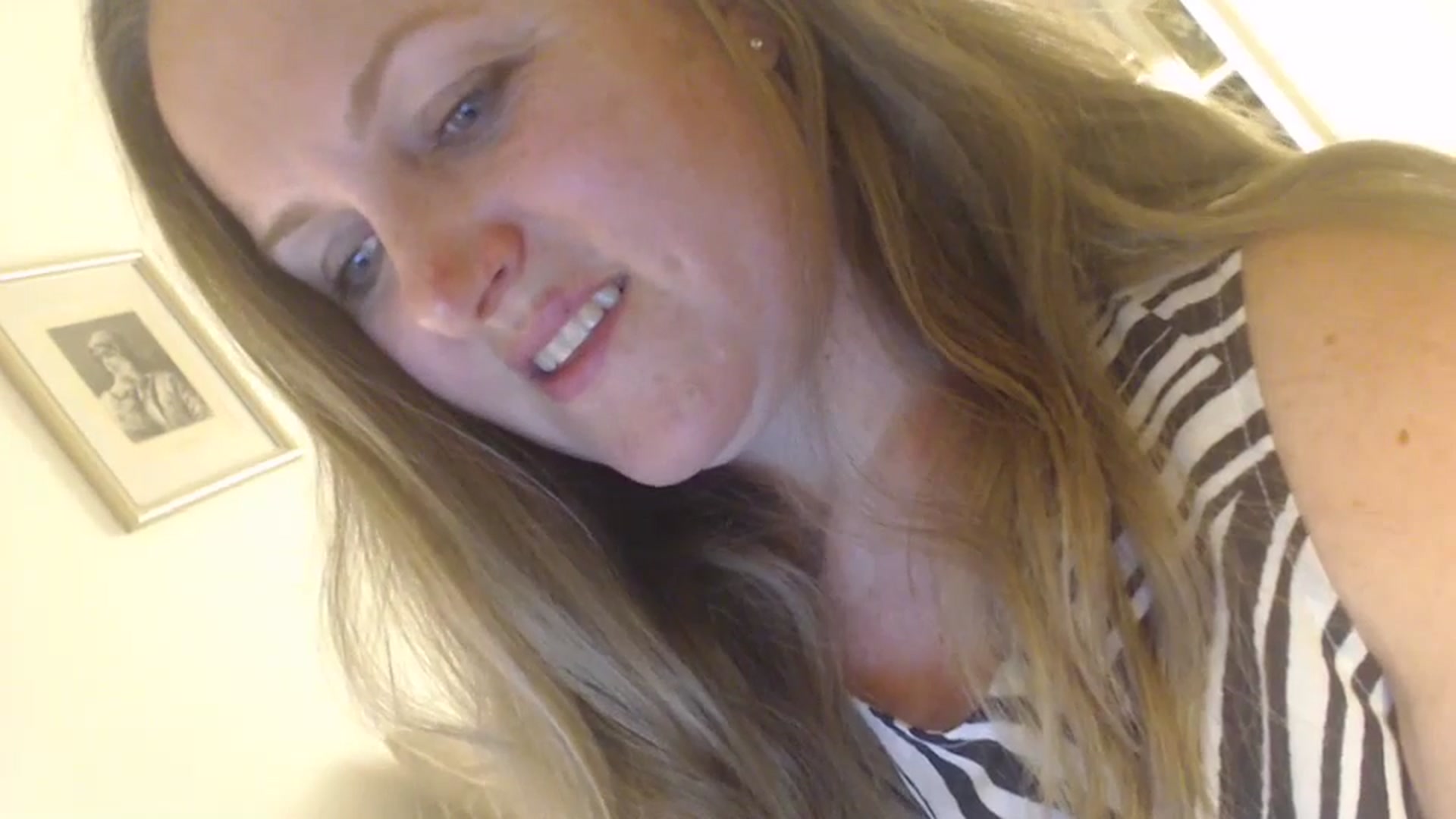 Gallery image thumbnail from JustLily's myfreecams stream on, 05/06/2024, 22:52 image 3 of 20
