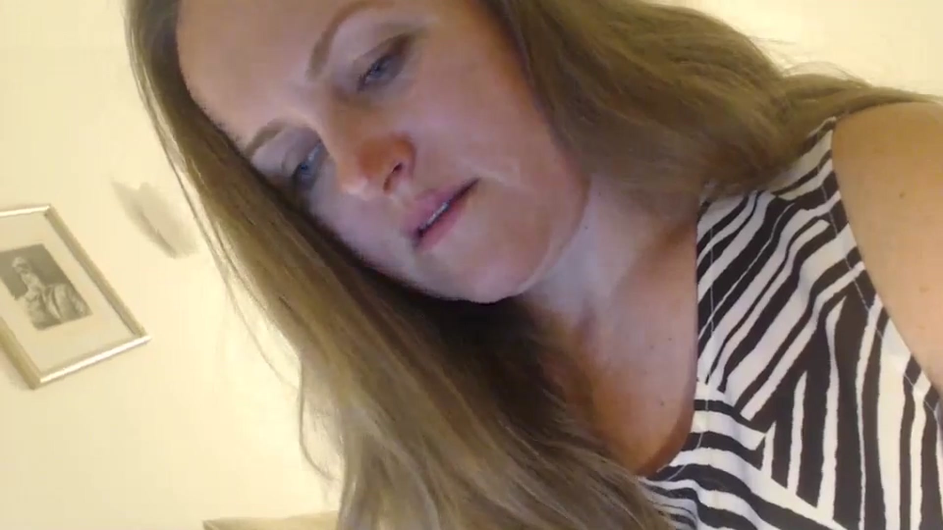 Gallery image thumbnail from JustLily's myfreecams stream on, 05/06/2024, 23:17 image 12 of 20