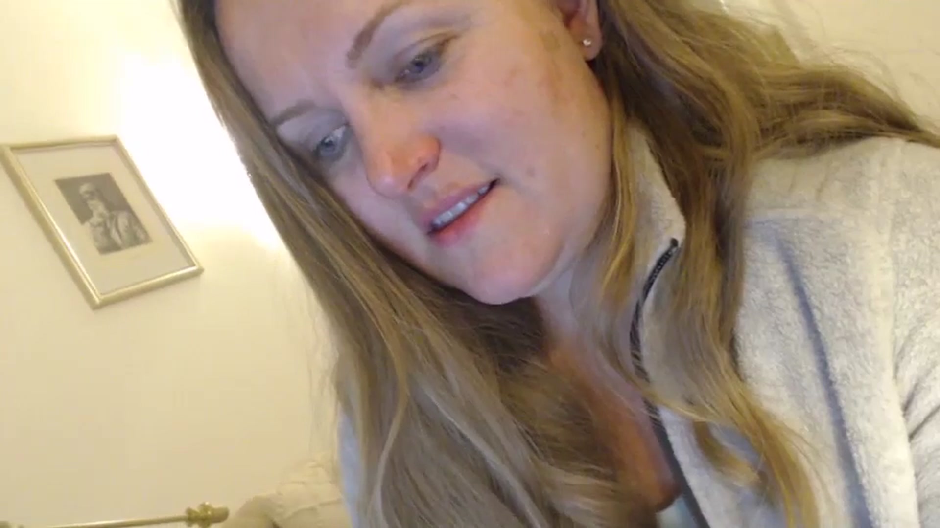 Gallery image thumbnail from JustLily's myfreecams stream on, 05/08/2024, 23:24 image 15 of 20