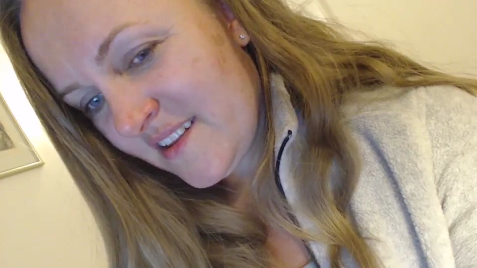 Gallery image thumbnail from JustLily's myfreecams stream on, 05/08/2024, 23:24 image 19 of 20