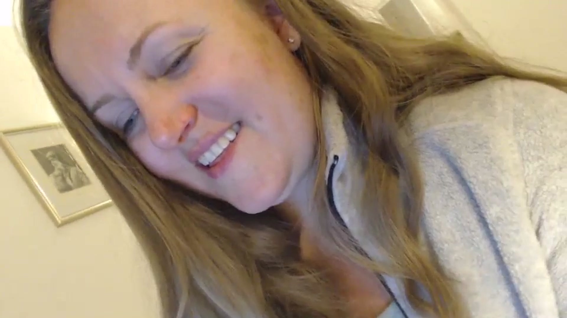 Gallery image thumbnail from JustLily's myfreecams stream on, 05/08/2024, 23:24 image 17 of 20
