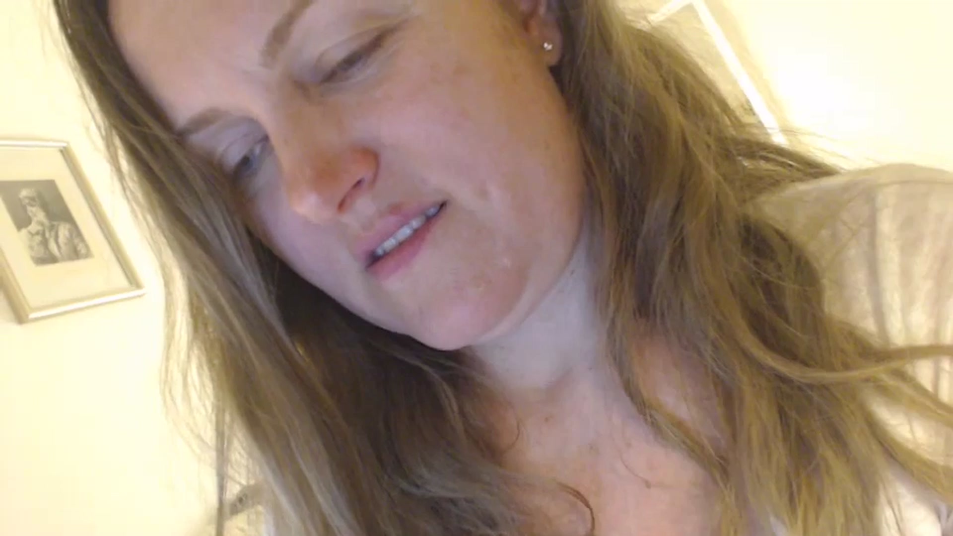 Gallery image thumbnail from JustLily's myfreecams stream on, 05/10/2024, 23:11 image 13 of 20