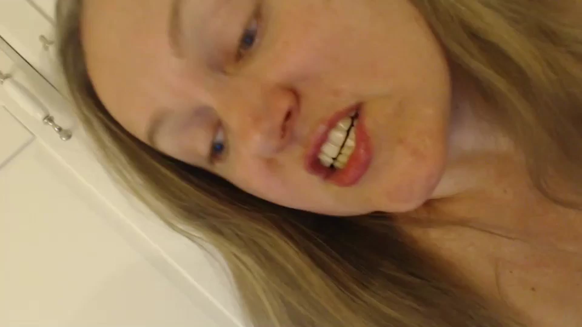 Gallery image thumbnail from JustLily's myfreecams stream on, 05/13/2024, 23:41 image 1 of 20