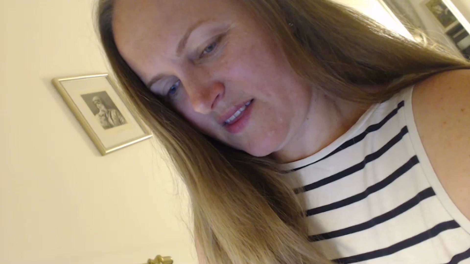 Gallery image thumbnail from JustLily's myfreecams stream on, 05/14/2024, 21:30 image 11 of 20