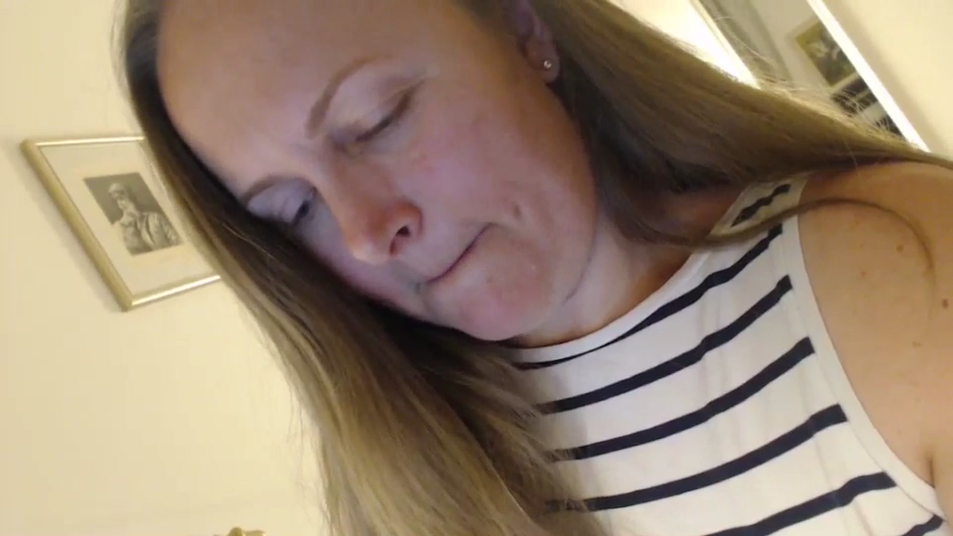 Gallery image thumbnail from JustLily's myfreecams stream on, 05/14/2024, 21:30 image 18 of 20