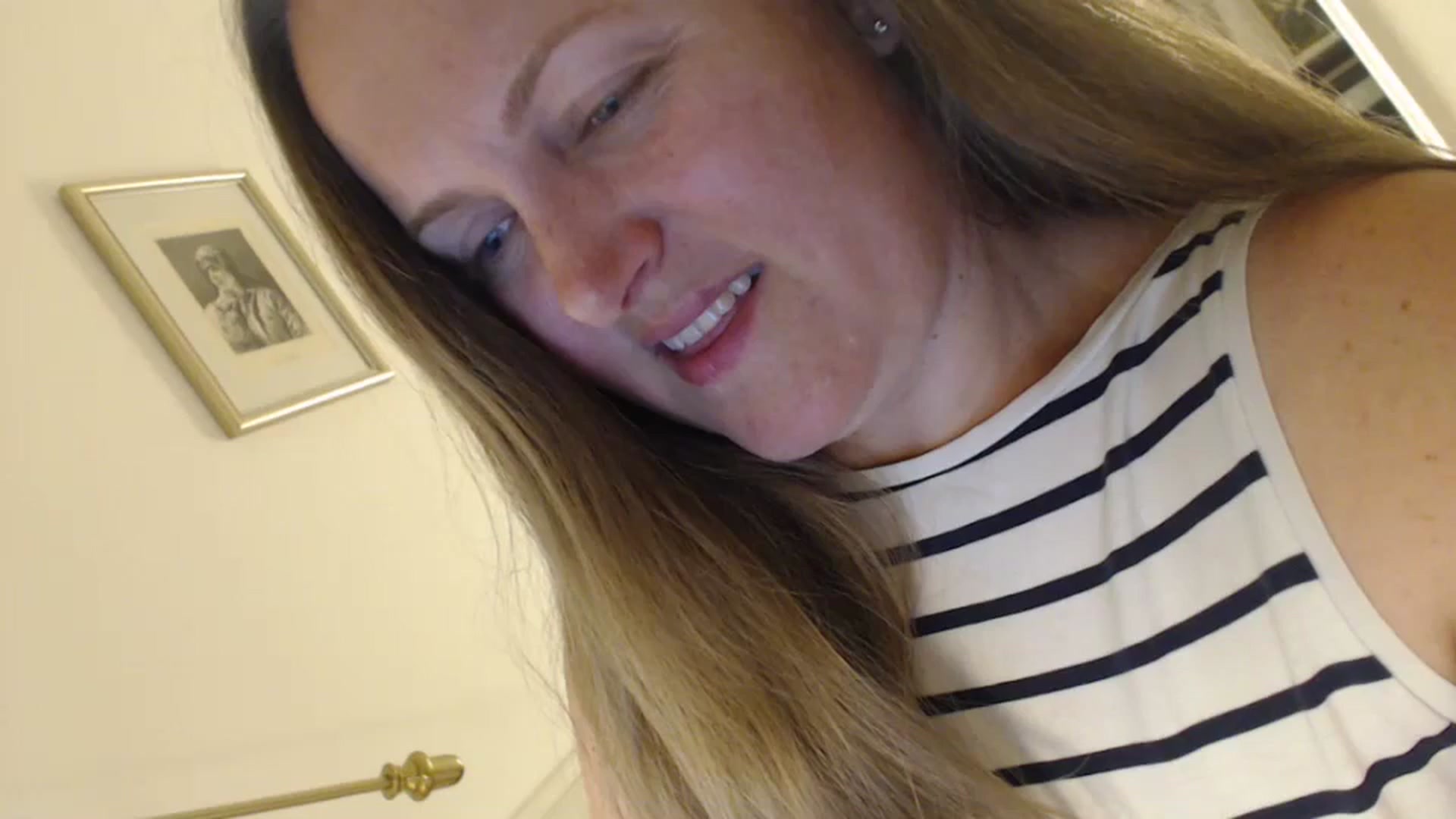 Gallery image thumbnail from JustLily's myfreecams stream on, 05/14/2024, 21:30 image 8 of 20