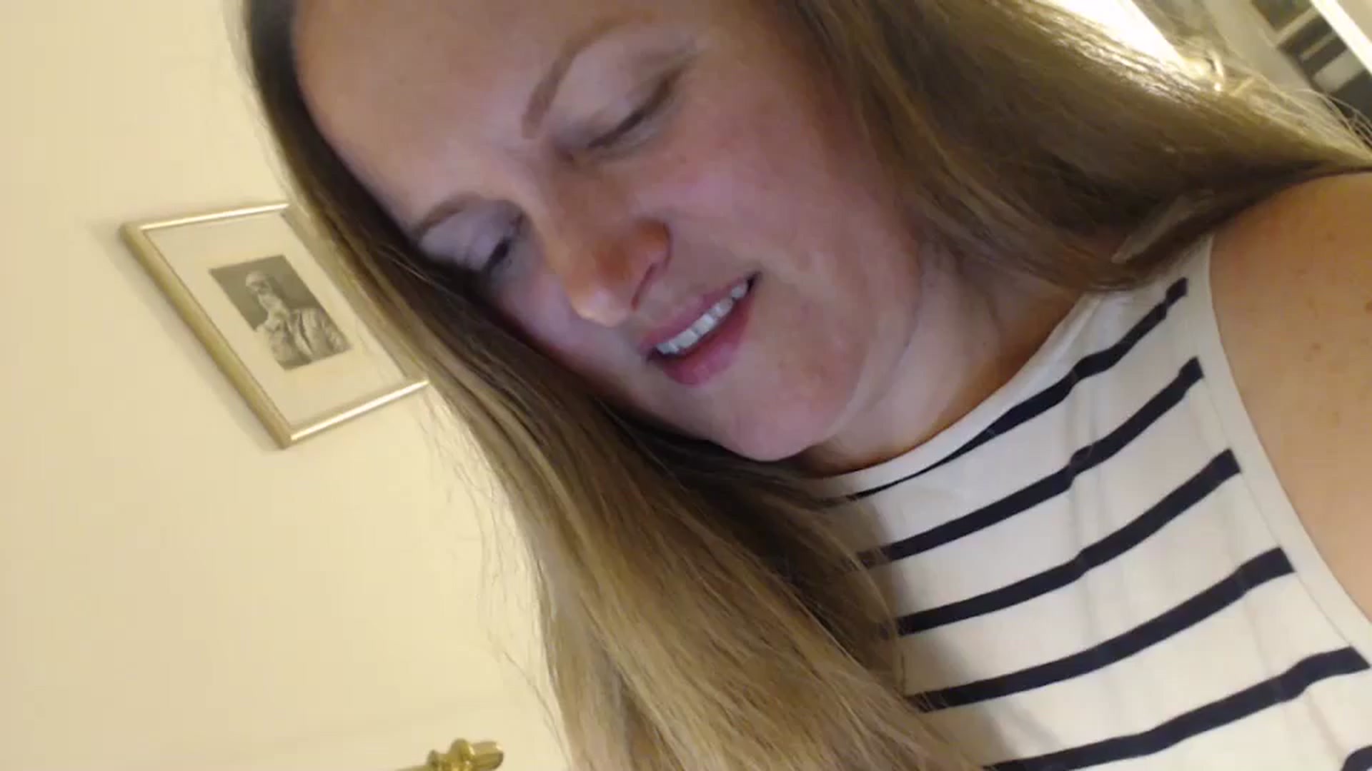 Gallery image thumbnail from JustLily's myfreecams stream on, 05/14/2024, 21:30 image 9 of 20