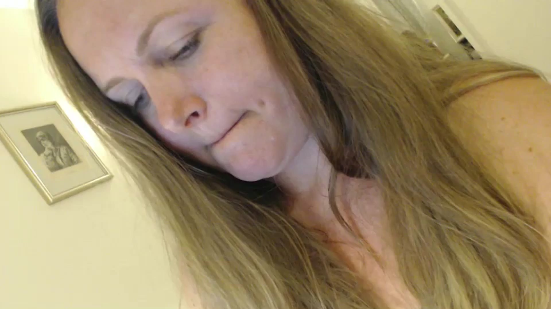Gallery image thumbnail from JustLily's myfreecams stream on, 05/17/2024, 23:10 image 1 of 20