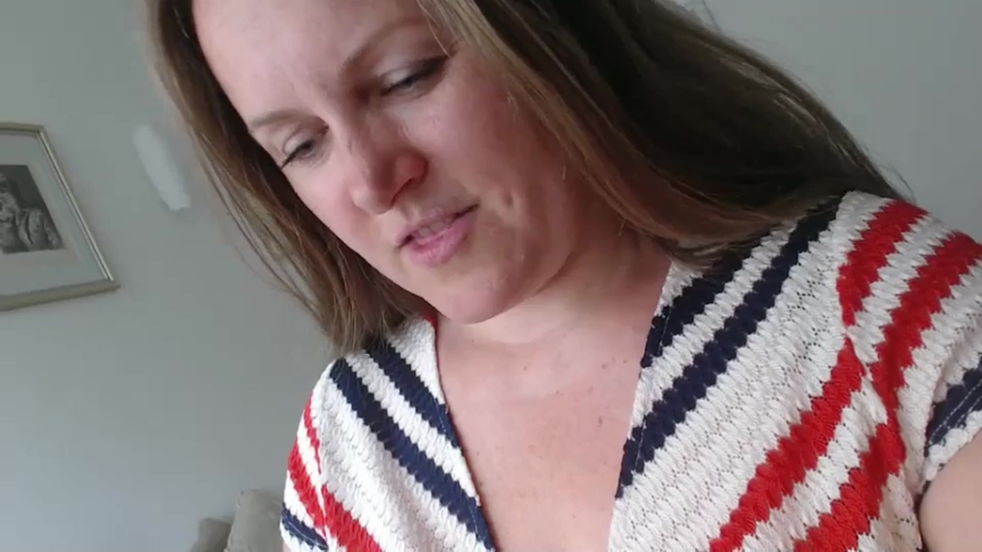 Gallery image thumbnail from JustLily's myfreecams stream on, 05/20/2024, 14:18 image 3 of 20