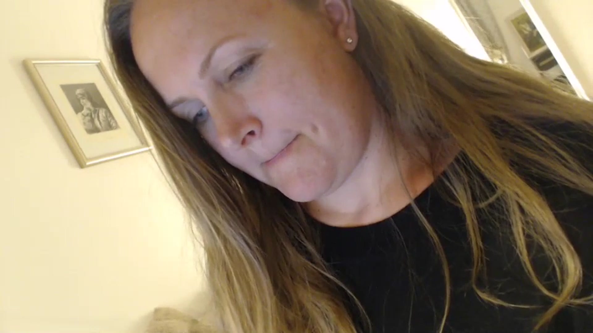 Gallery image thumbnail from JustLily's myfreecams stream on, 05/20/2024, 22:30 image 8 of 20
