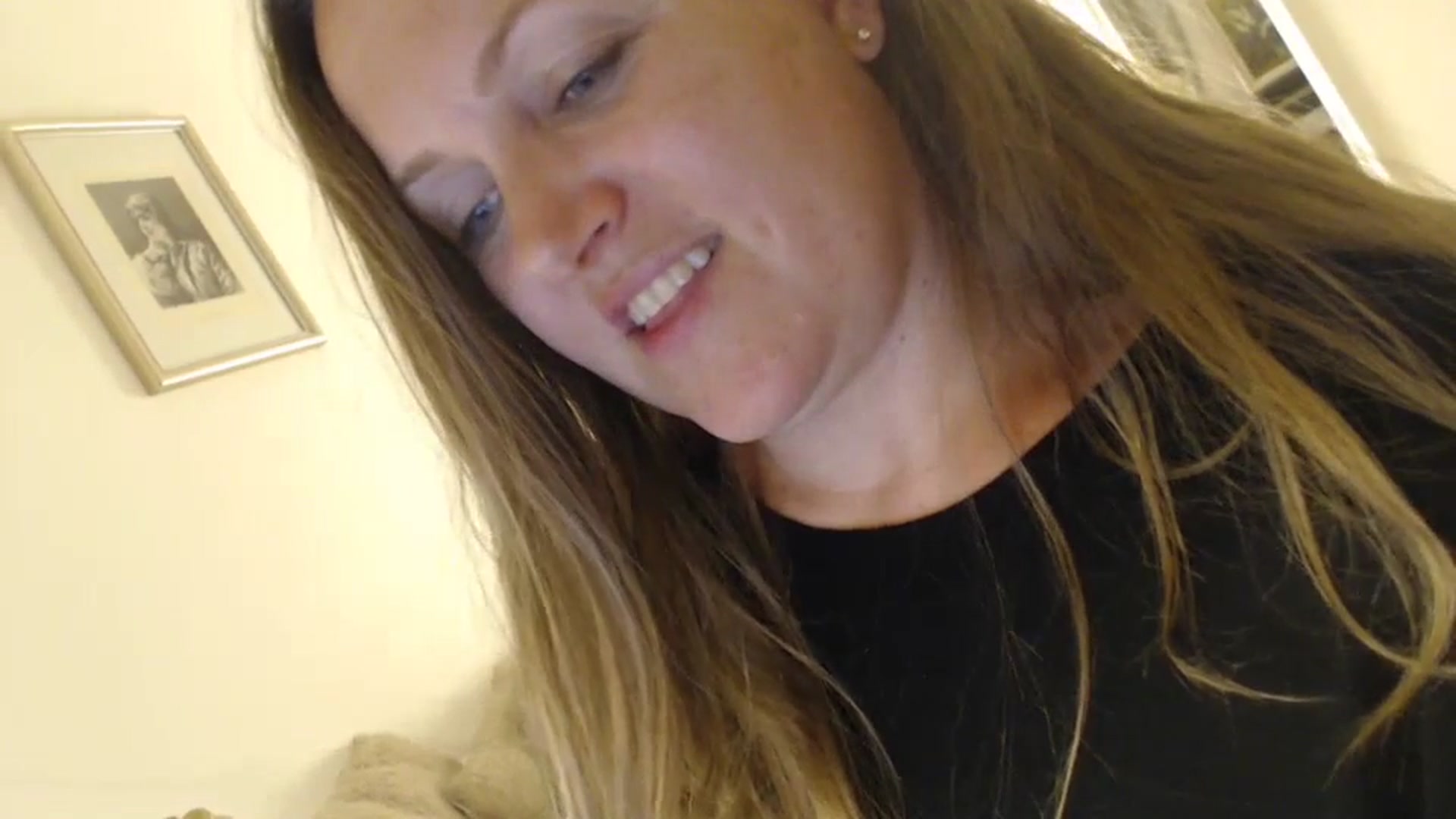 Gallery image thumbnail from JustLily's myfreecams stream on, 05/20/2024, 22:30 image 7 of 20