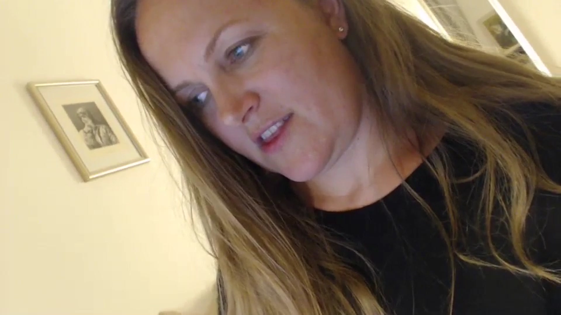 Gallery image thumbnail from JustLily's myfreecams stream on, 05/20/2024, 22:30 image 19 of 20