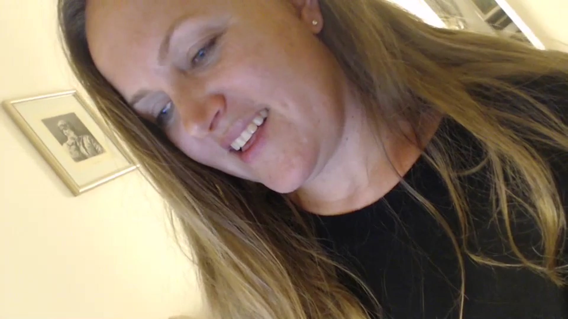 Gallery image thumbnail from JustLily's myfreecams stream on, 05/20/2024, 22:30 image 10 of 20