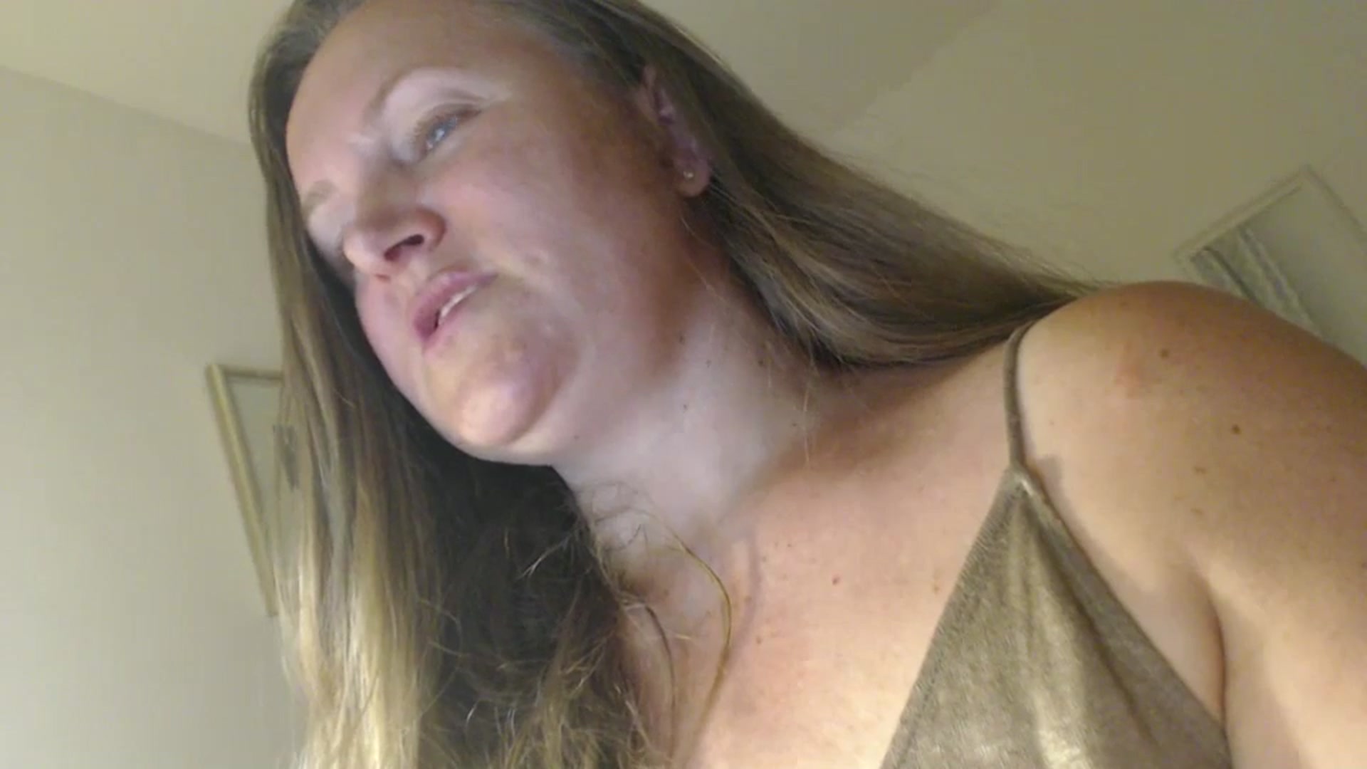 Gallery image thumbnail from JustLily's myfreecams stream on, 05/27/2024, 23:34 image 9 of 20