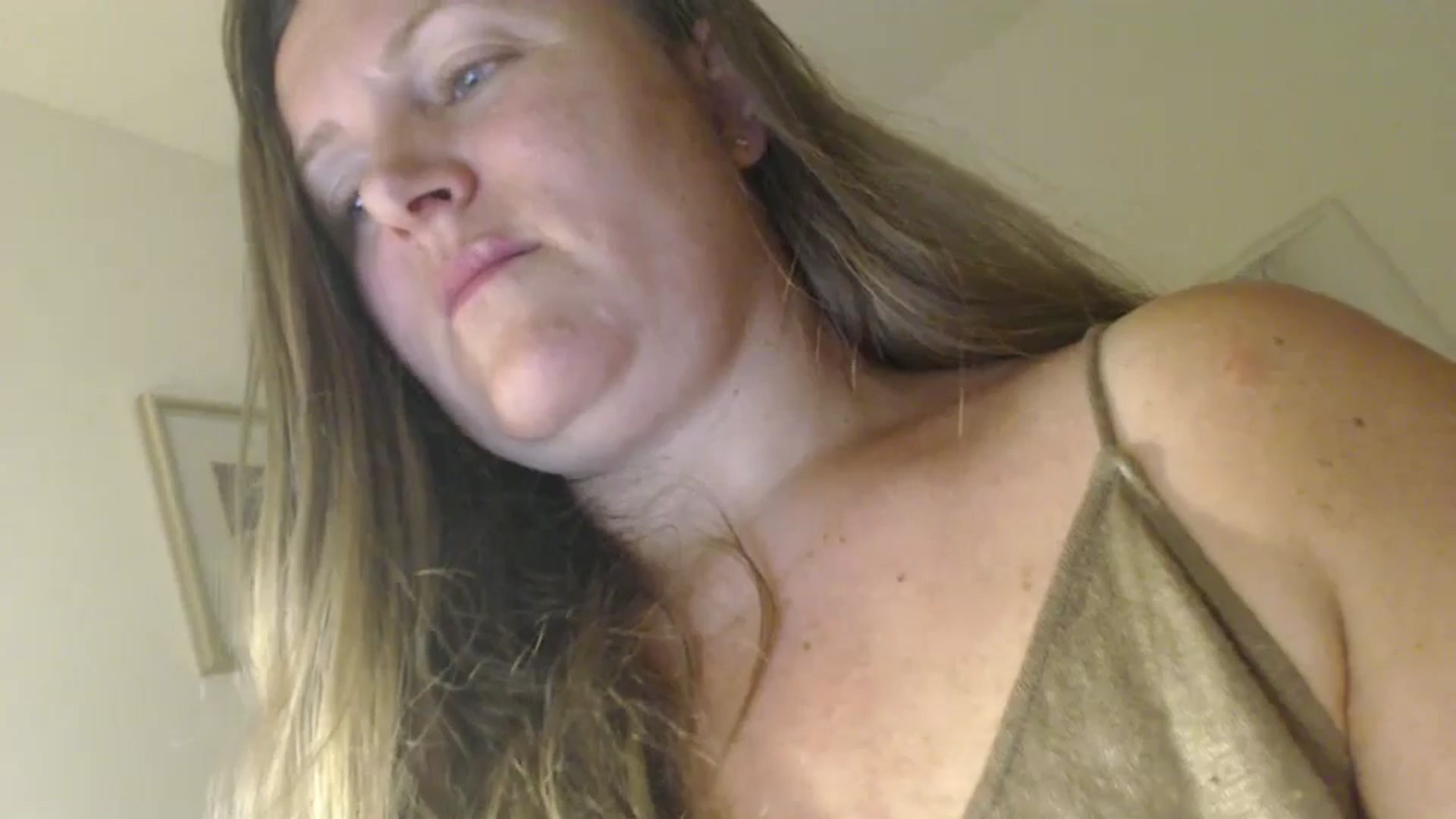 Gallery image thumbnail from JustLily's myfreecams stream on, 05/27/2024, 23:34 image 7 of 20