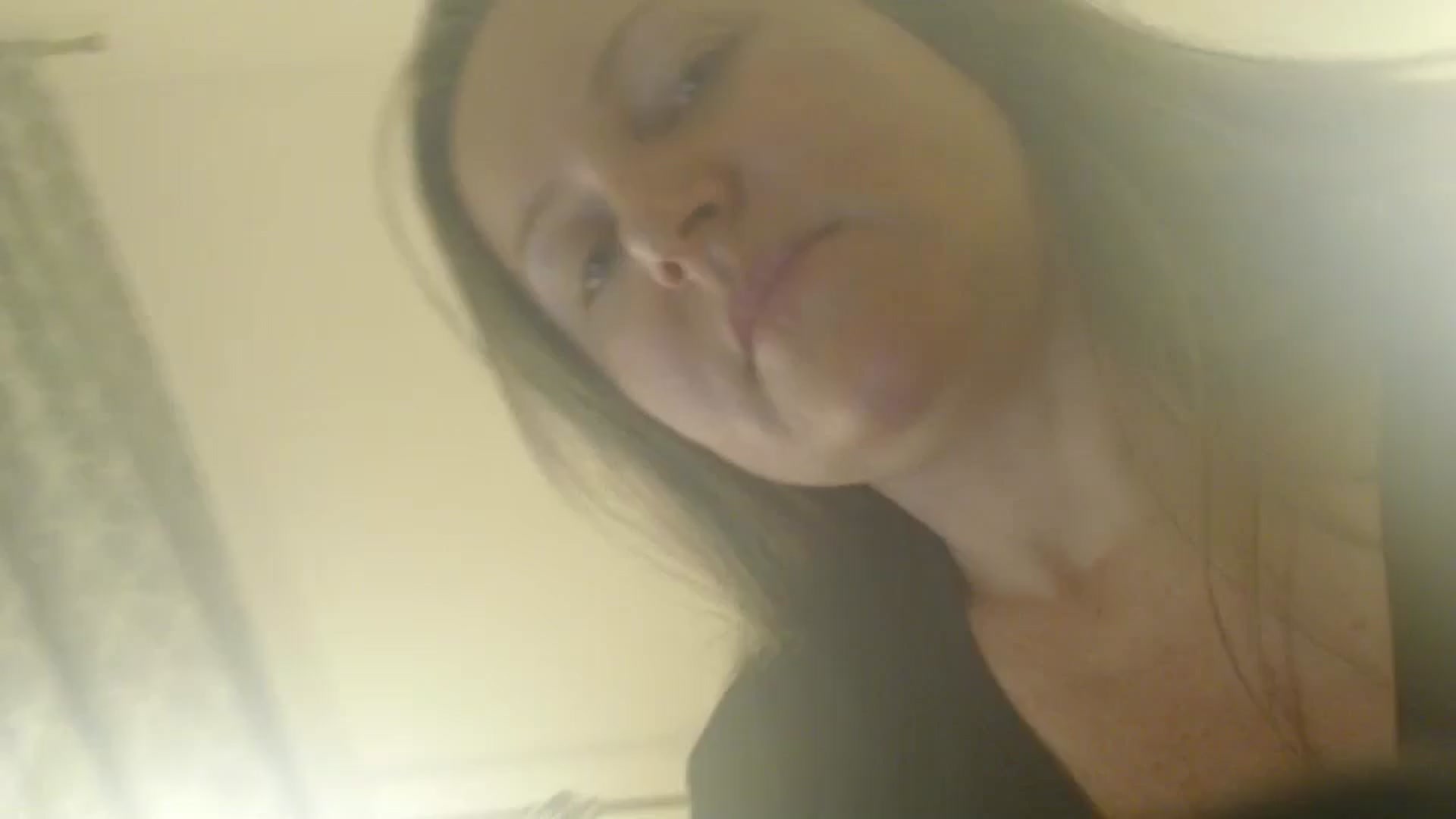 Gallery image thumbnail from JustLily's myfreecams stream on, 06/07/2024, 22:45 image 1 of 20