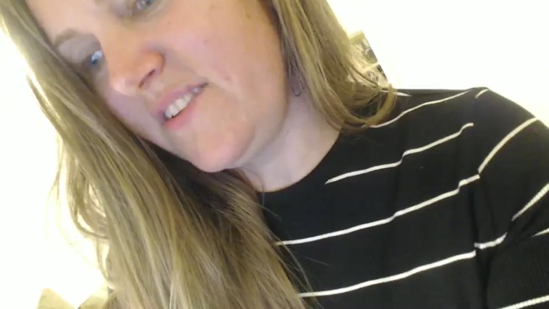 Gallery image thumbnail from JustLily's myfreecams stream on, 06/10/2024, 22:20 image 13 of 20
