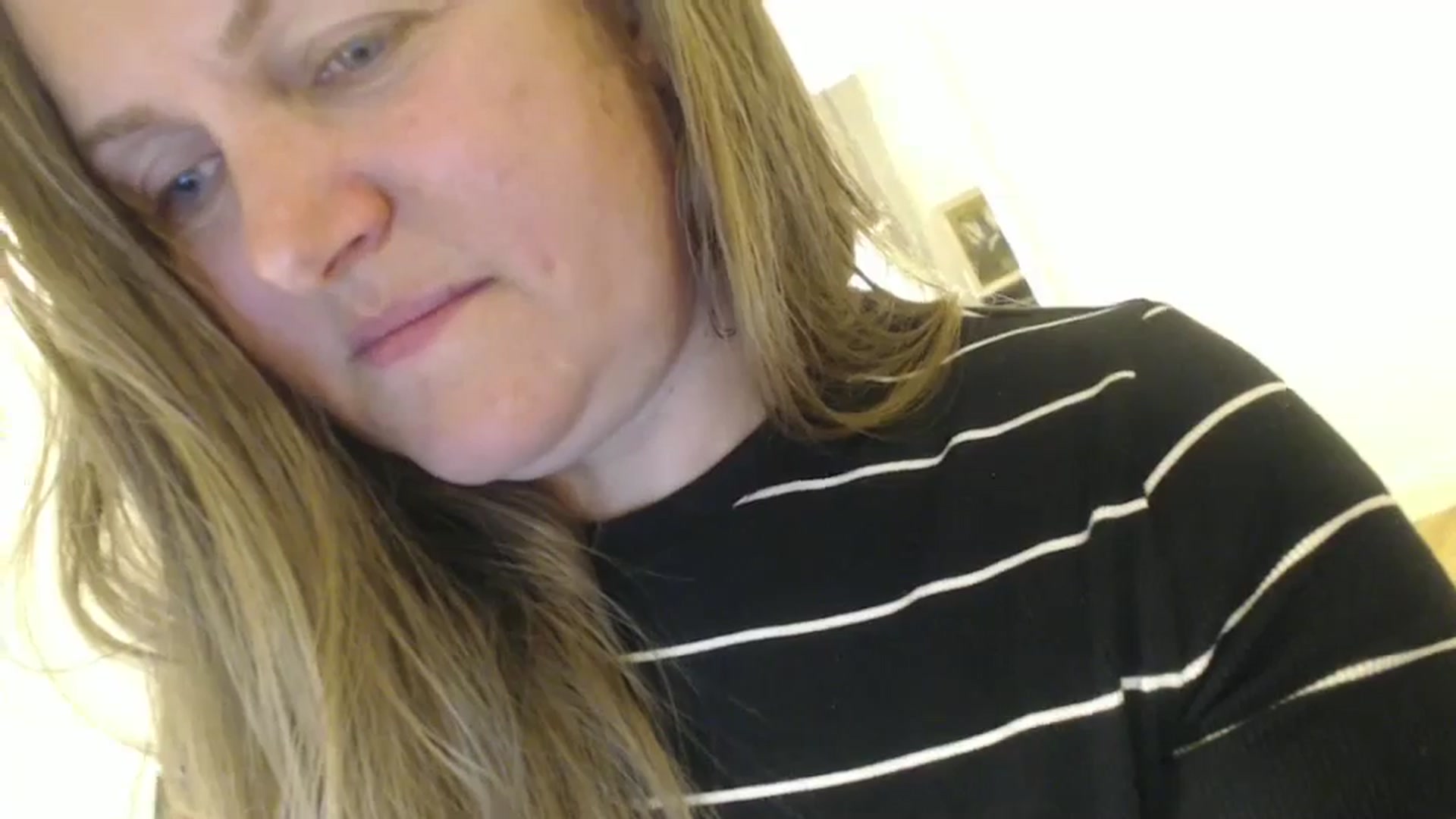 Gallery image thumbnail from JustLily's myfreecams stream on, 06/10/2024, 22:20 image 19 of 20