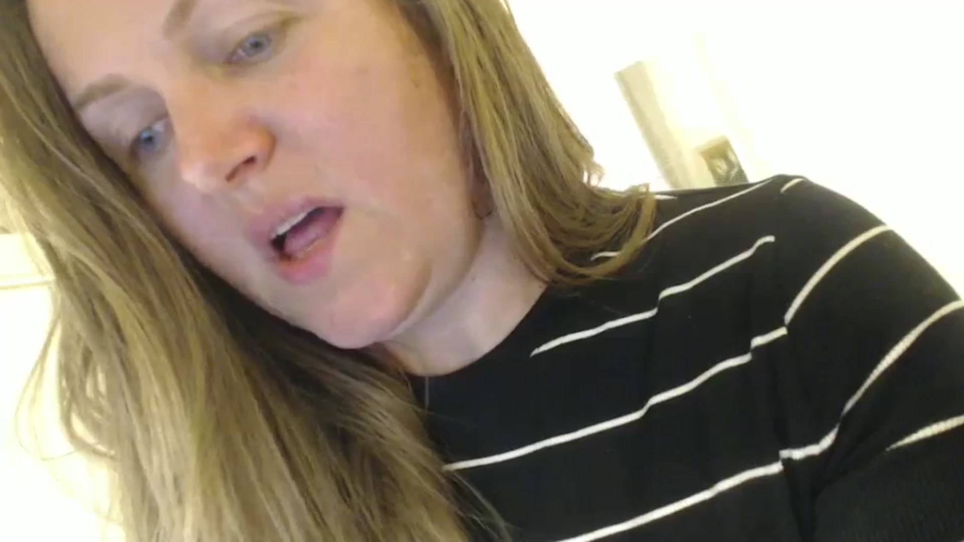 Gallery image thumbnail from JustLily's myfreecams stream on, 06/10/2024, 22:20 image 14 of 20